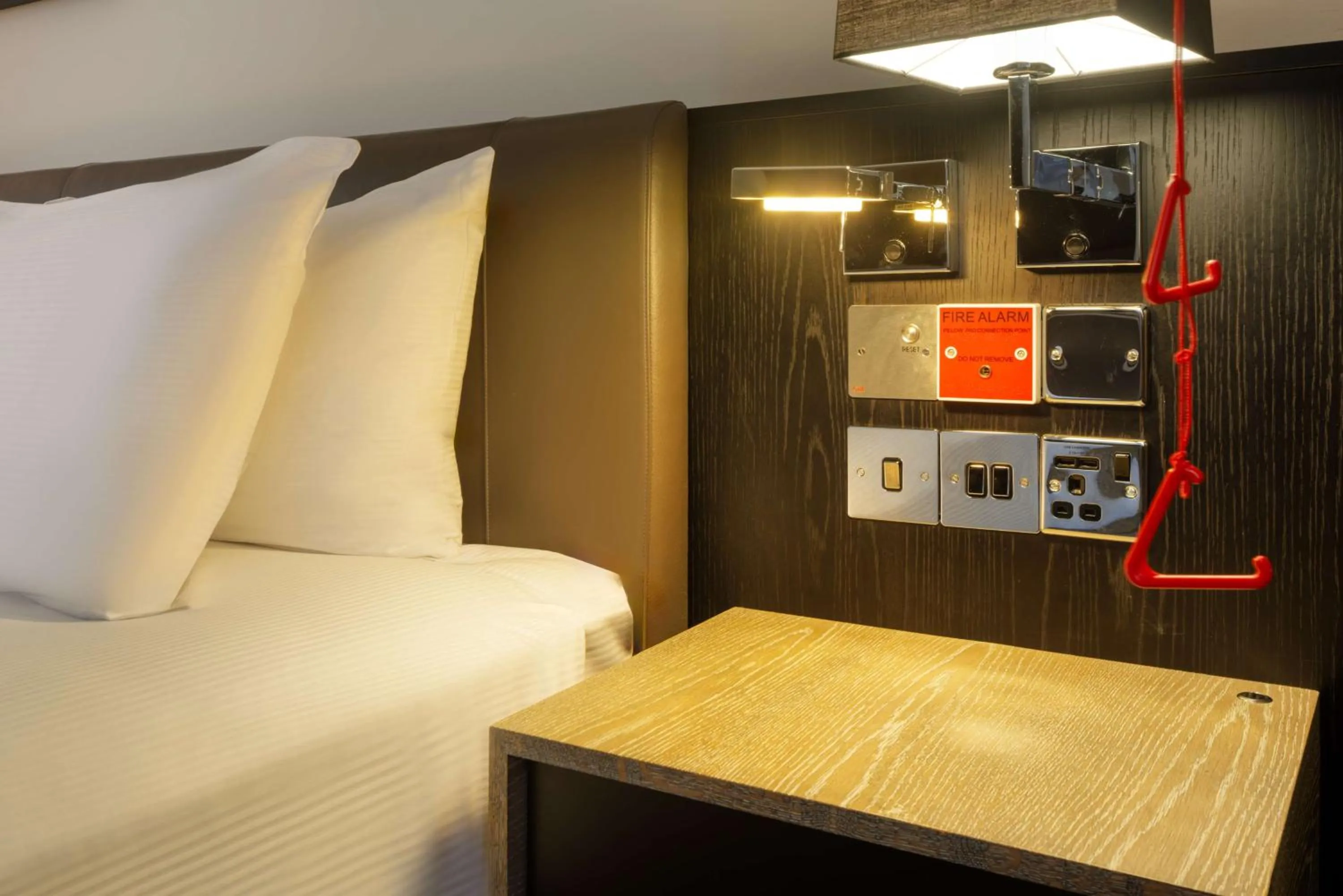 Bed in Hilton London Angel Islington