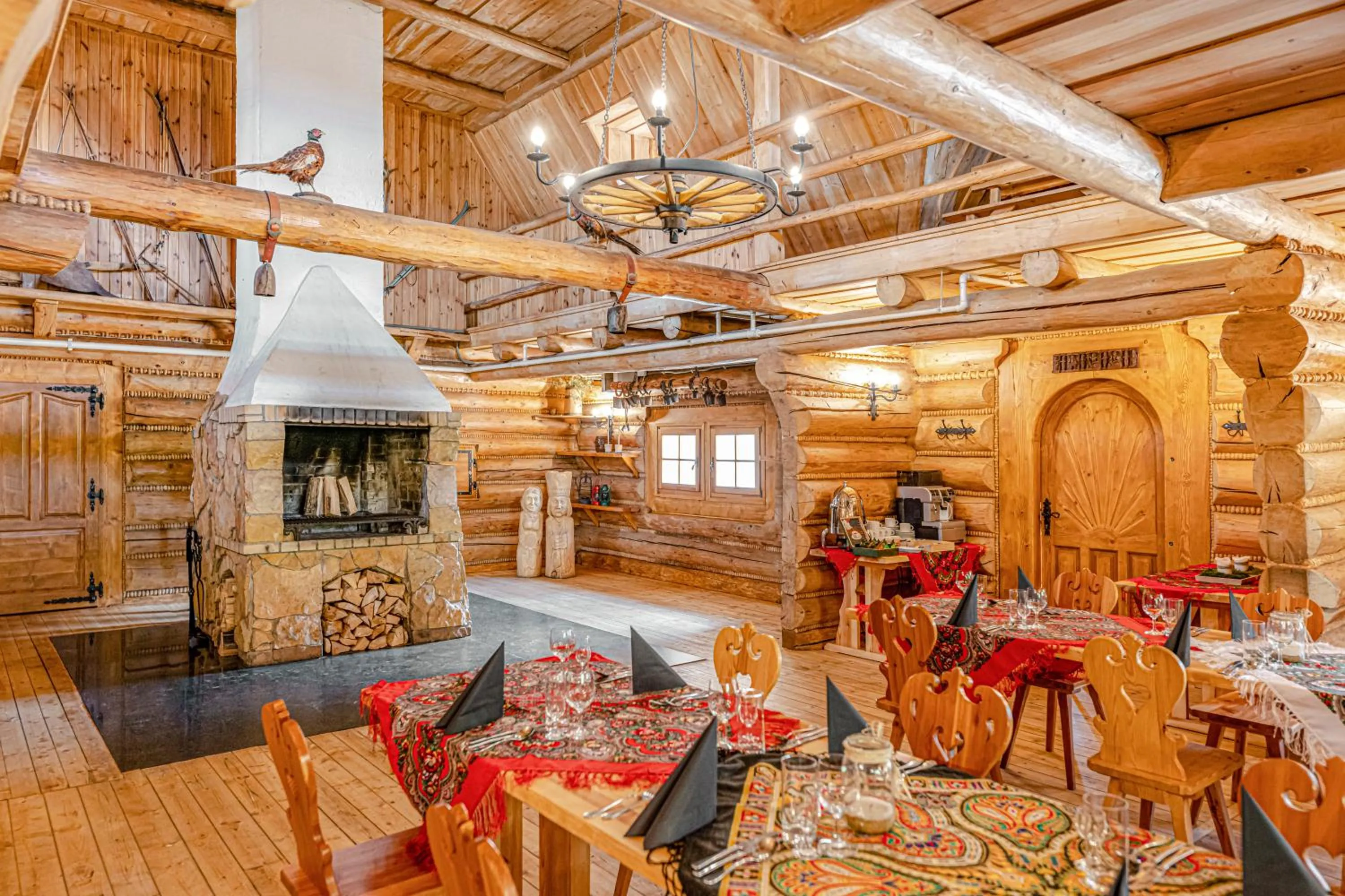 Restaurant/places to eat in Hotel Panorama