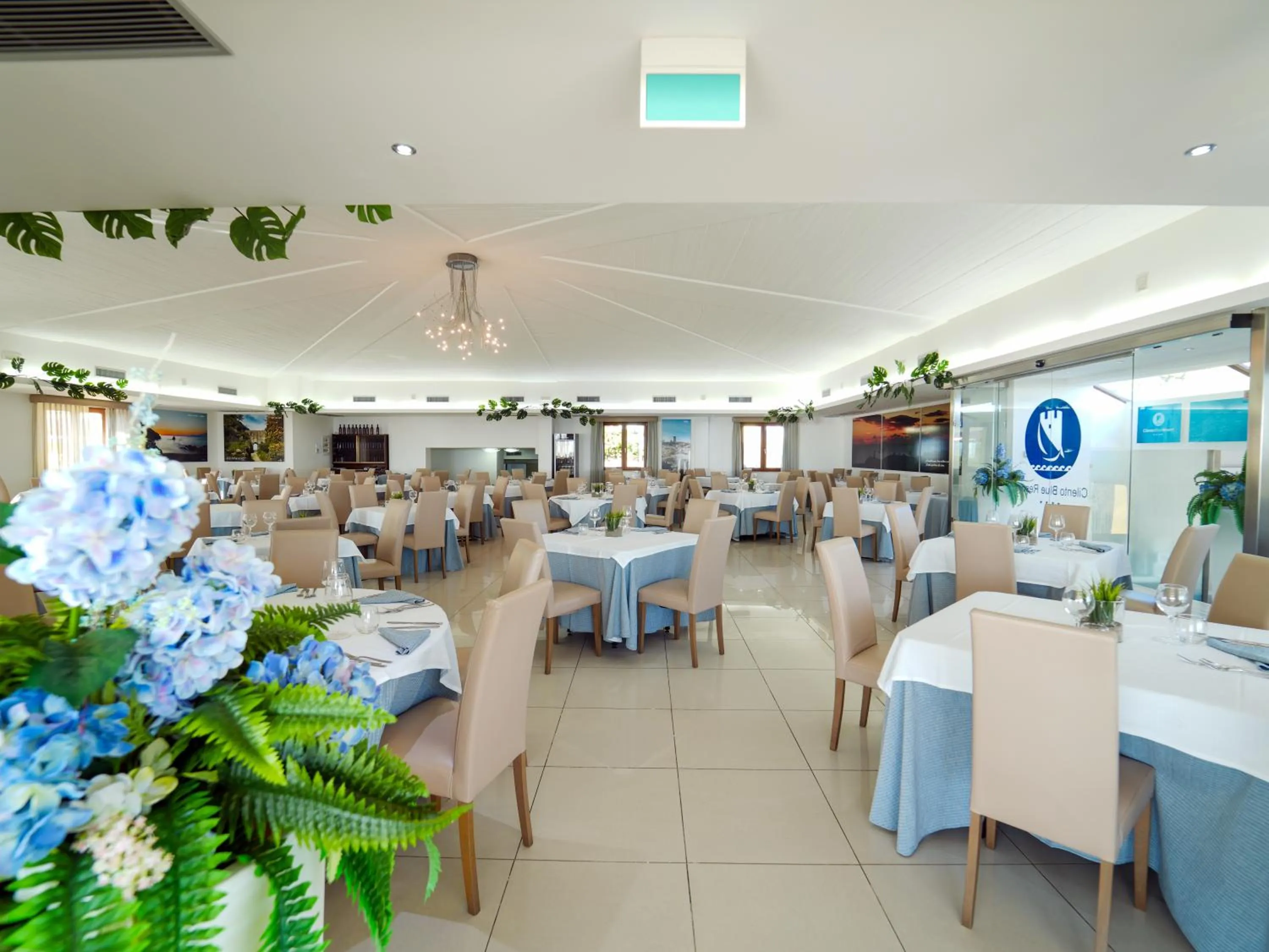 Restaurant/places to eat in Futura Club Cilento