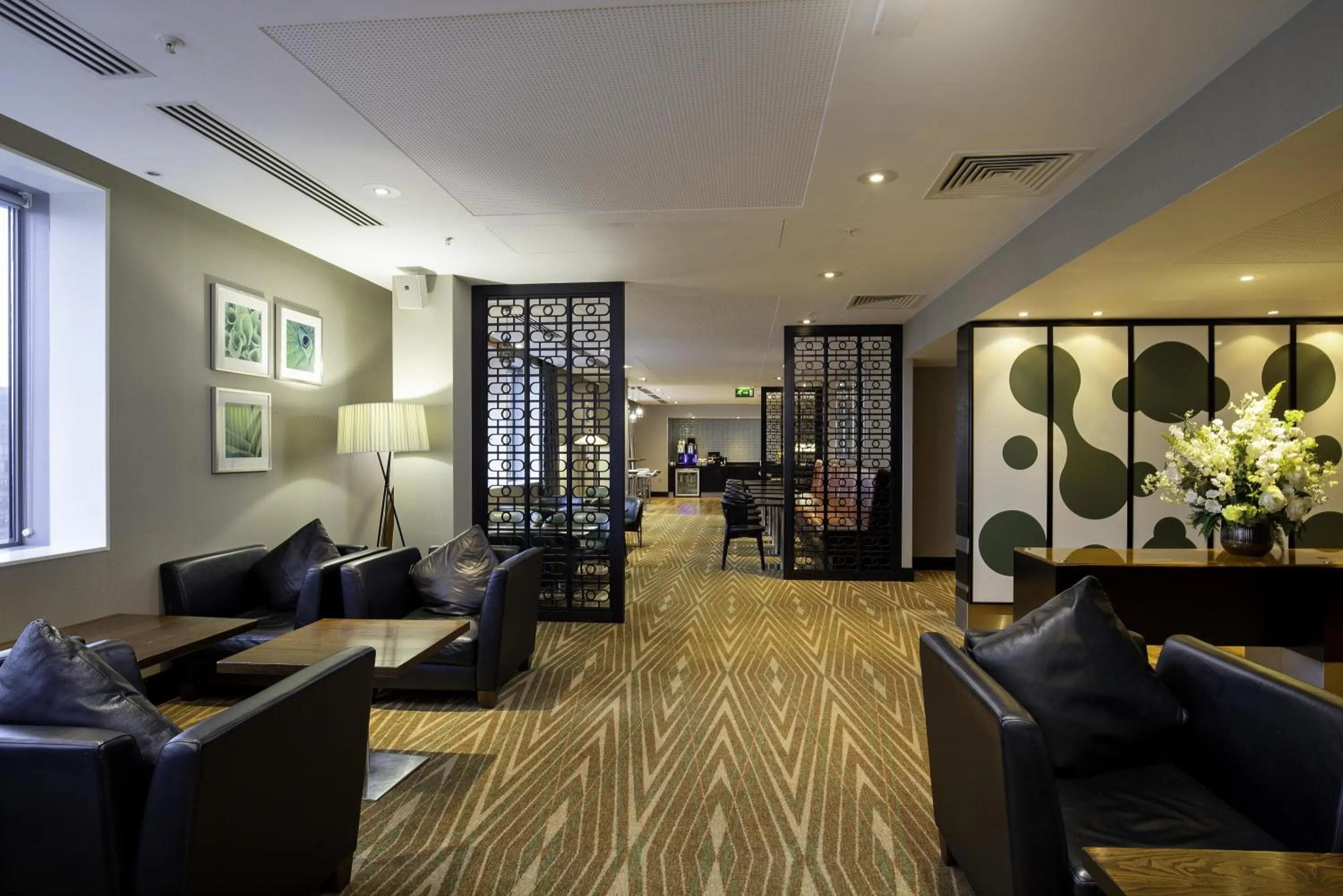 Property building in Hilton London Canary Wharf