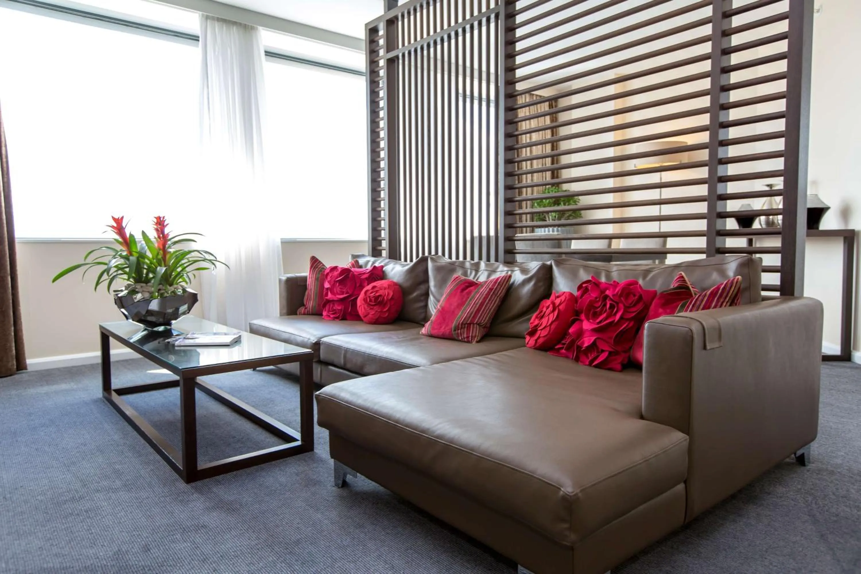 Living room in Hilton London Canary Wharf