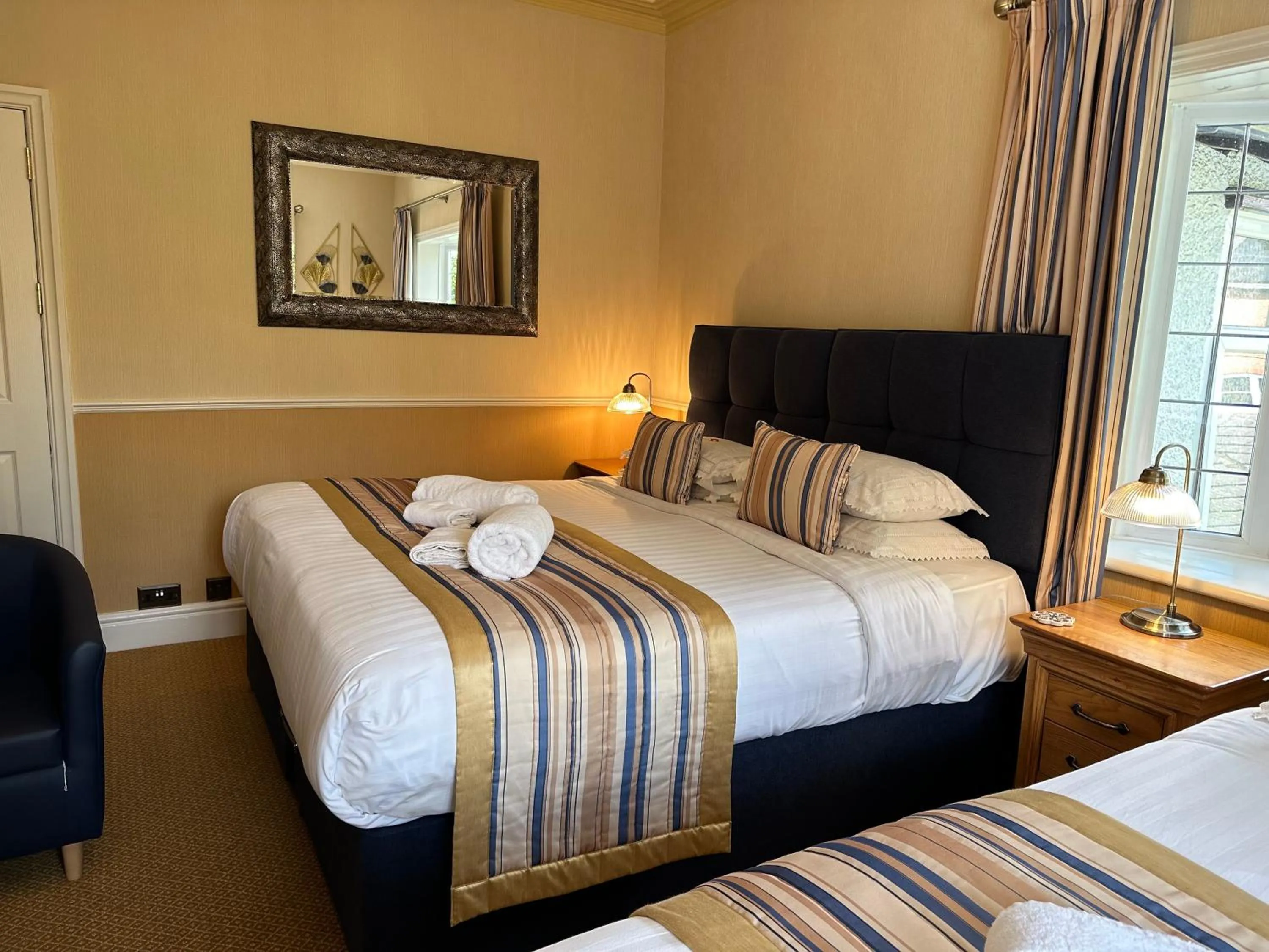 Bed in Chester House Guest House