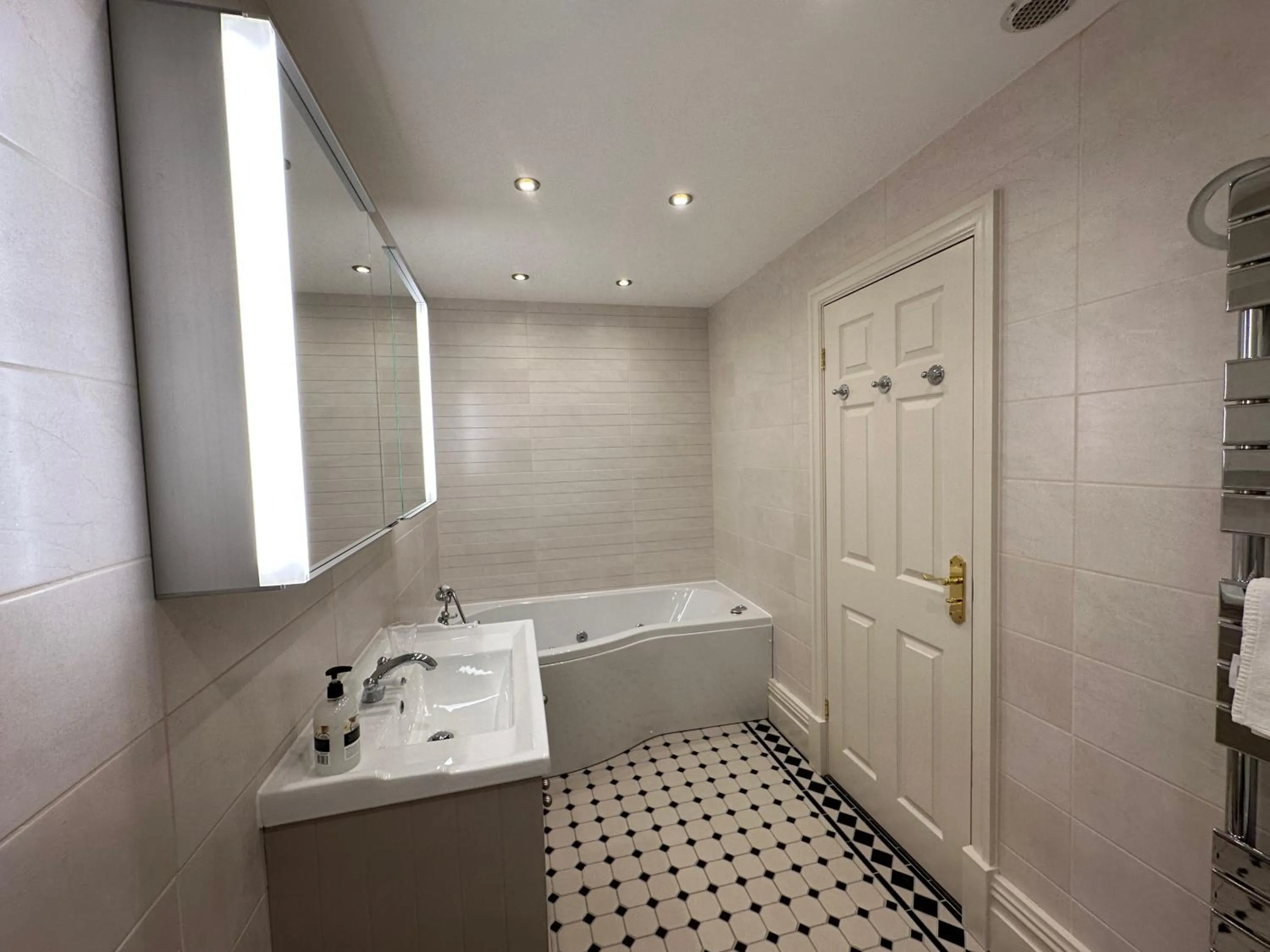 Chester House Guest House