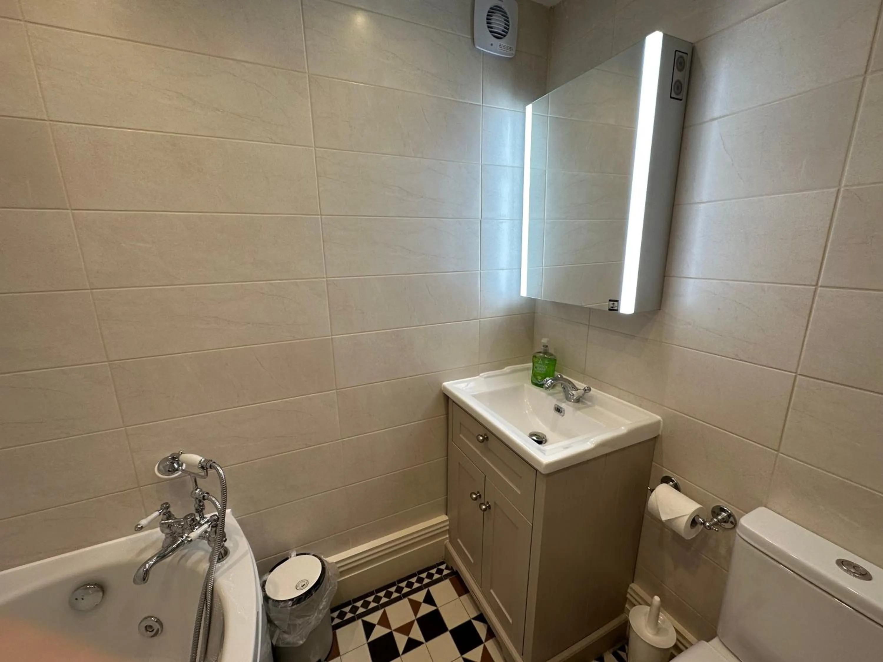 Bathroom in Chester House Guest House