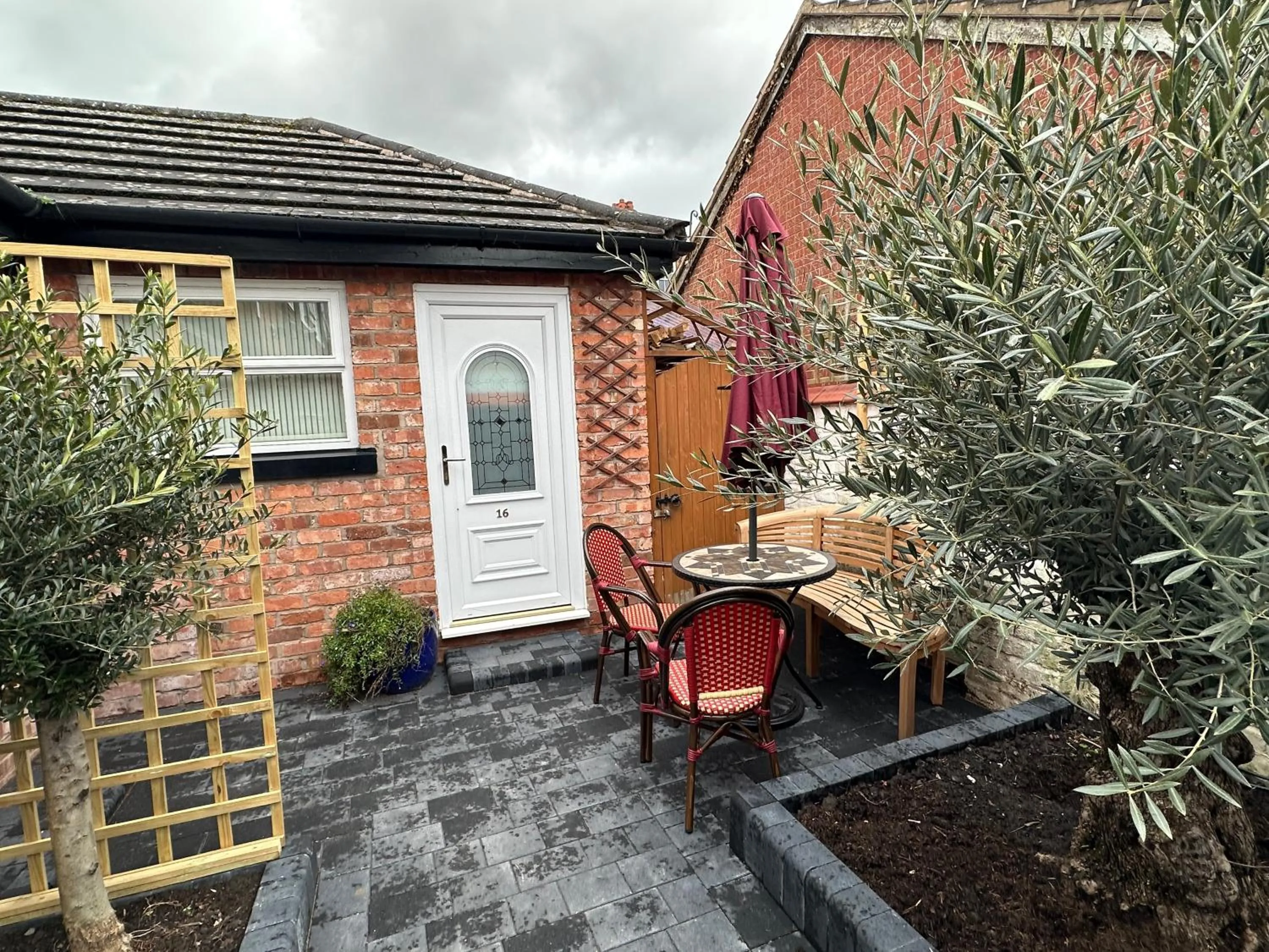 Property building in Chester House Guest House