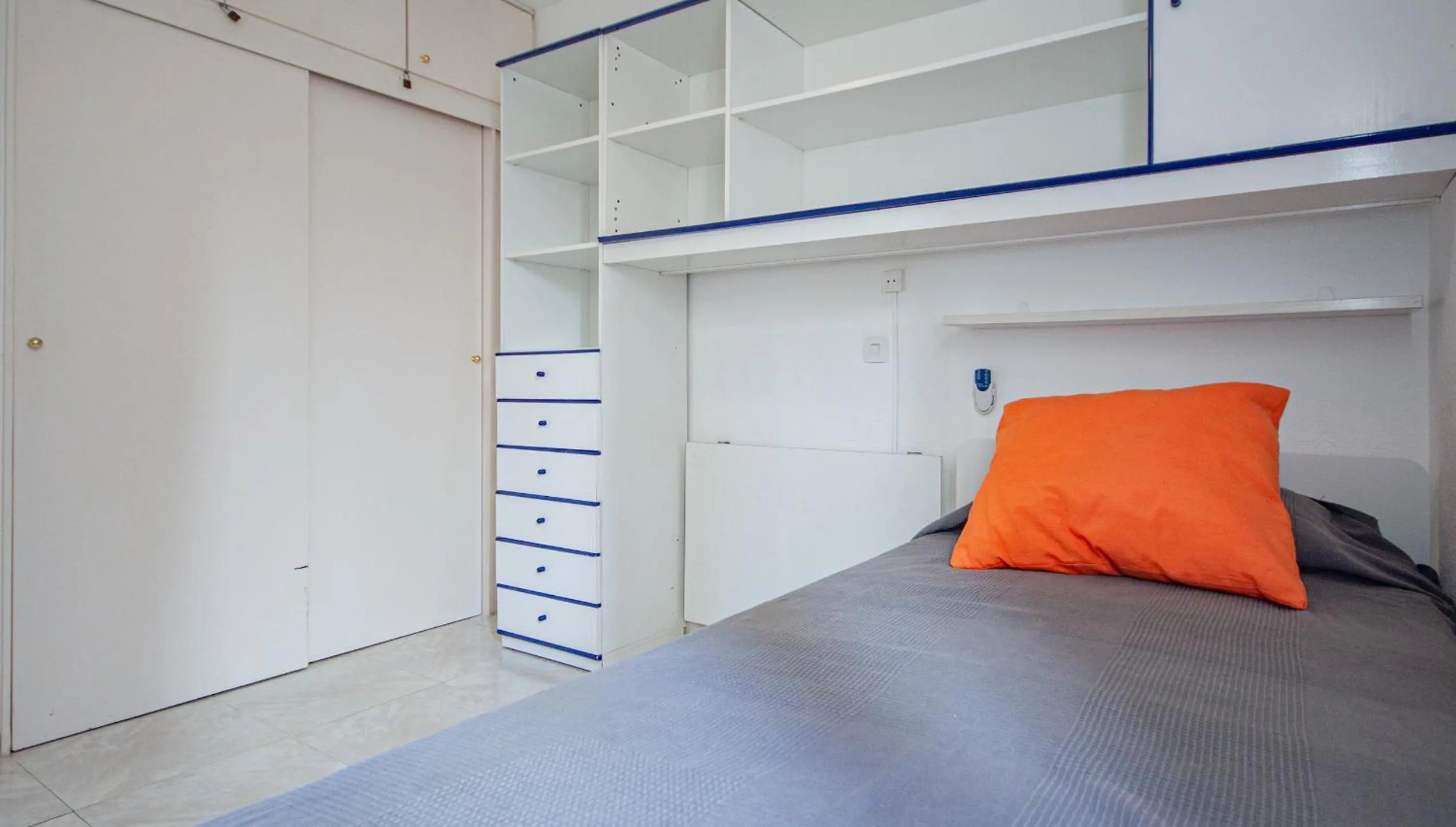 Bed in Inmovecos apart con piscina Alisios 227