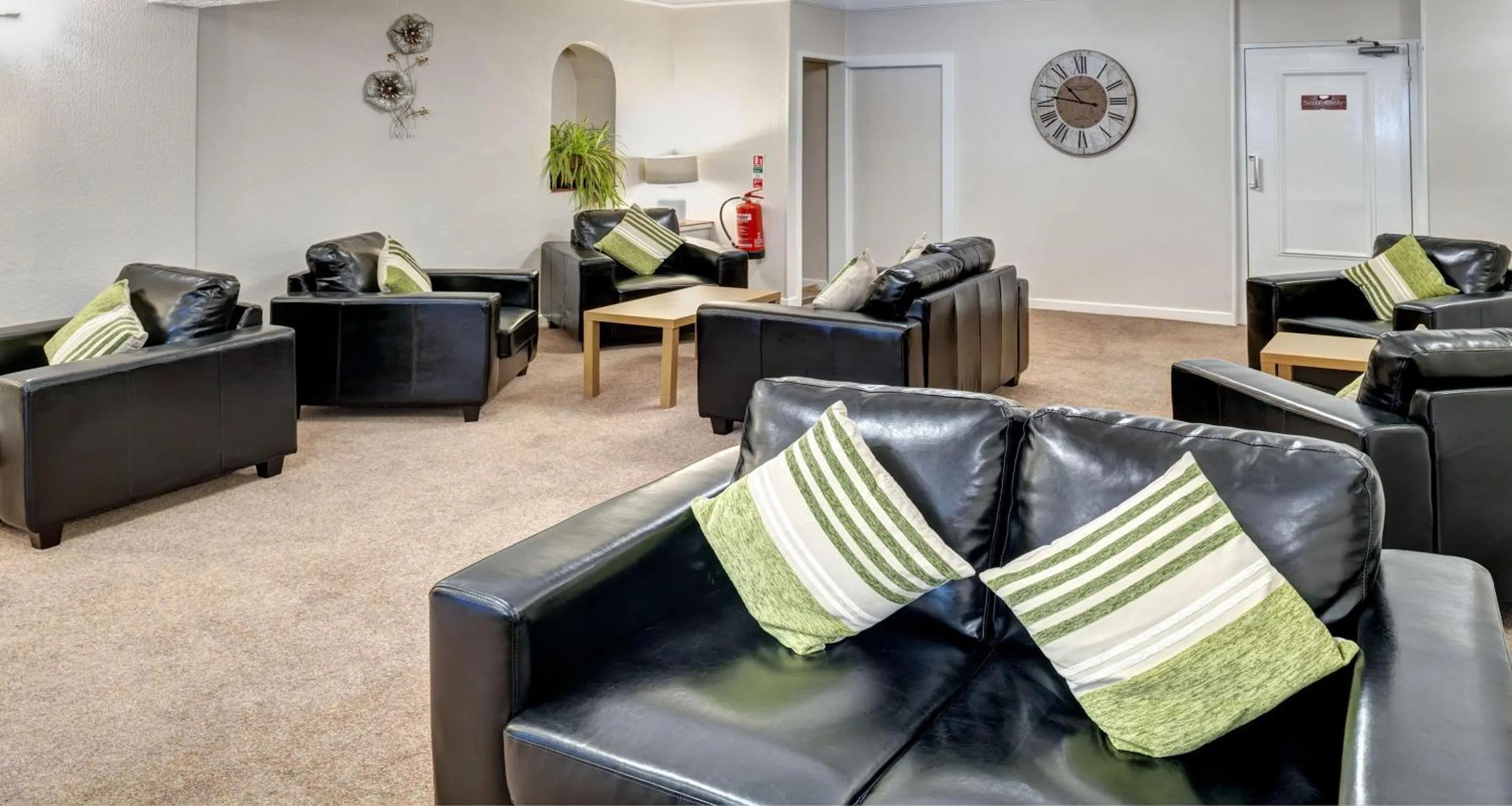 Property building in Best Western Weymouth Hotel Rembrandt