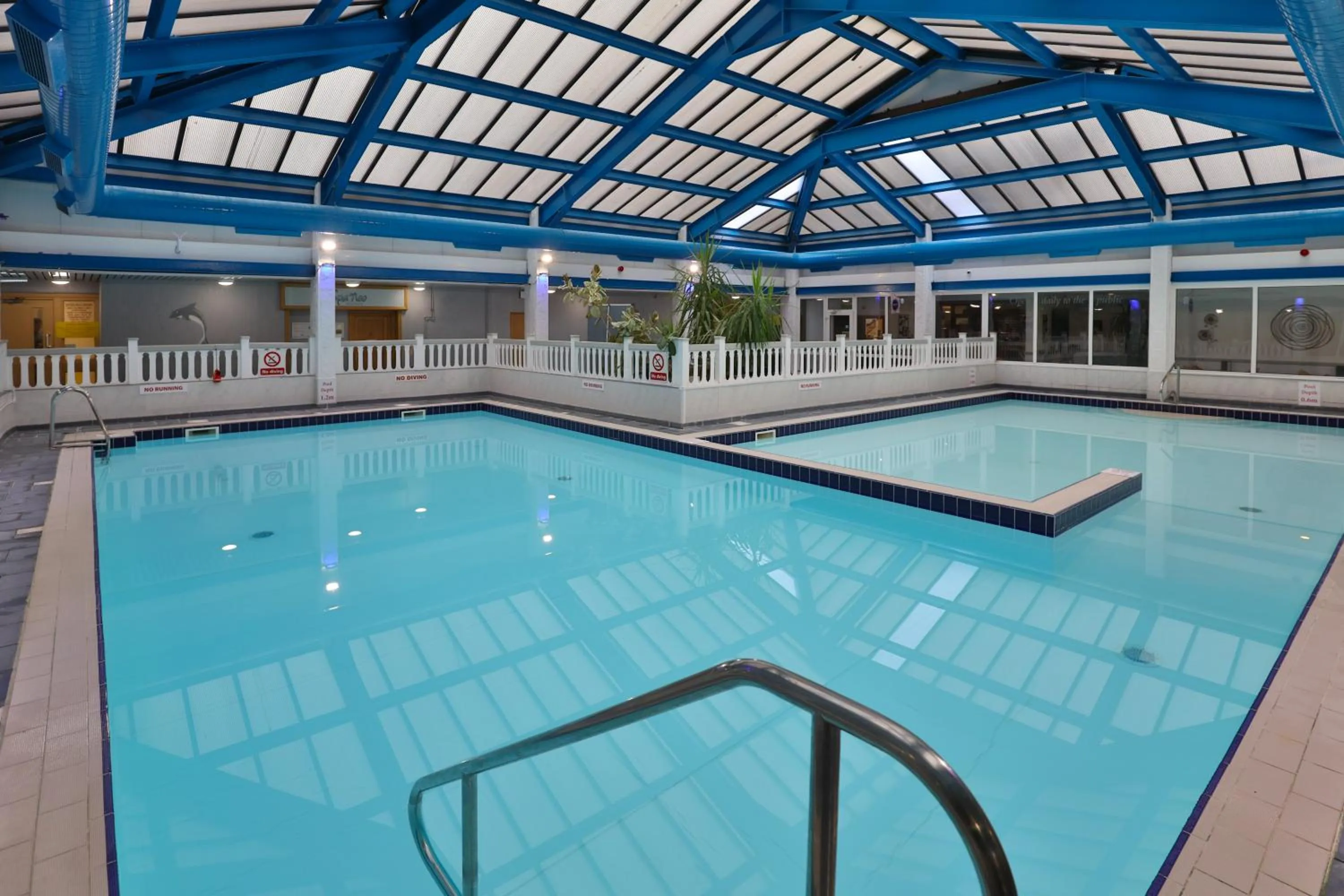Swimming pool in Best Western Weymouth Hotel Rembrandt