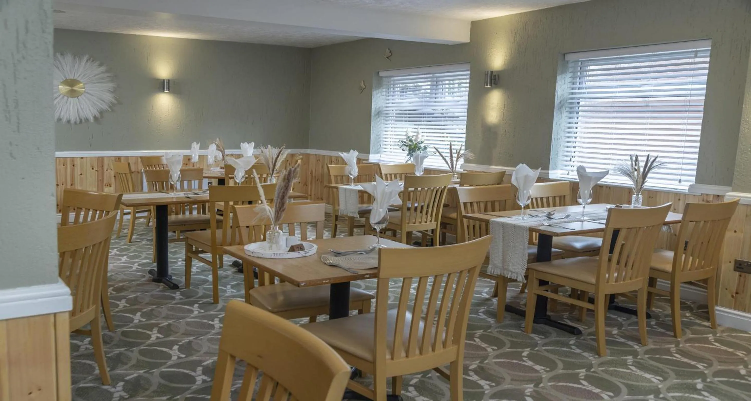 Restaurant/places to eat in Best Western Weymouth Hotel Rembrandt