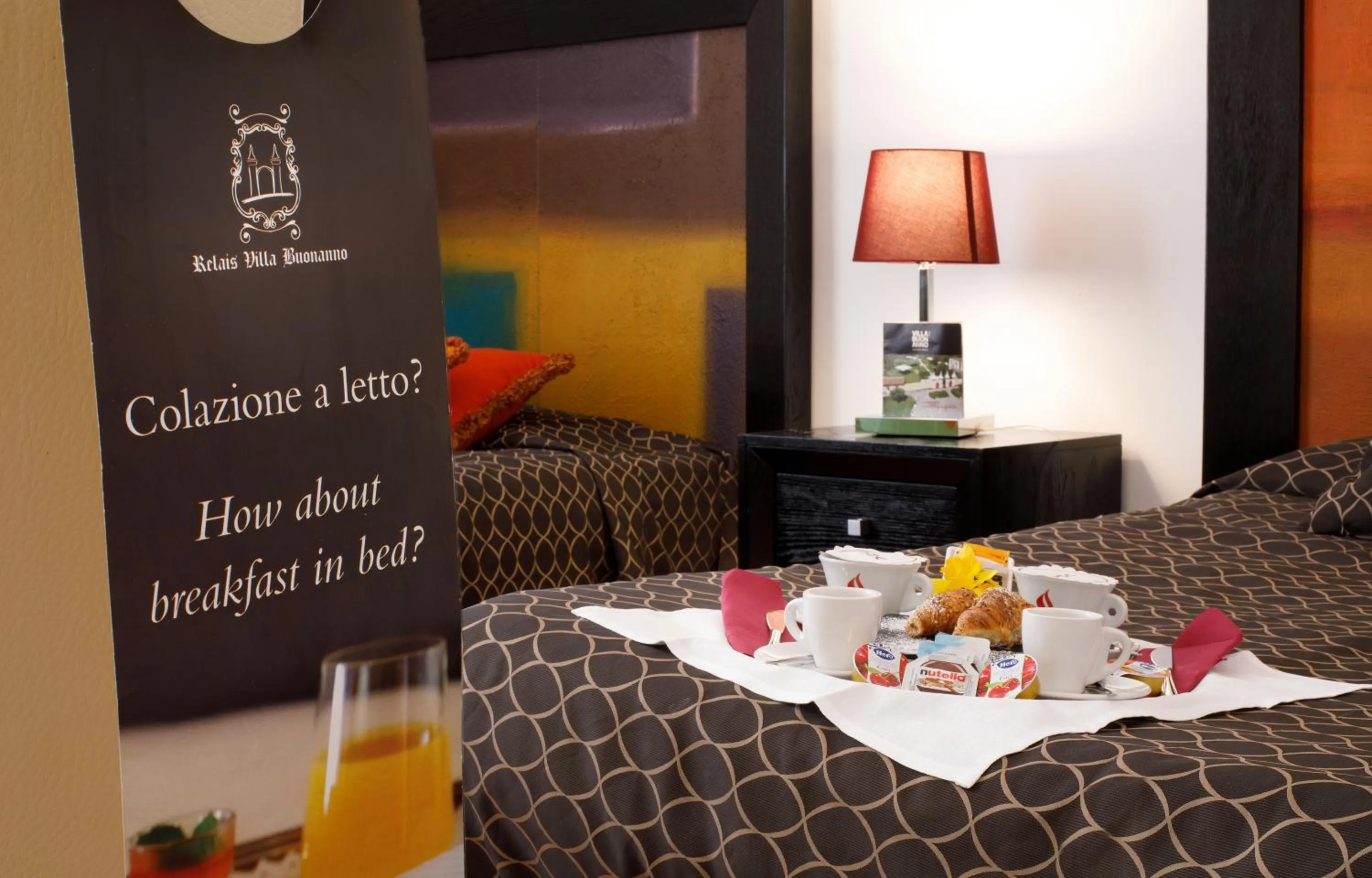 Food and drinks, Bed in Relais Villa Buonanno