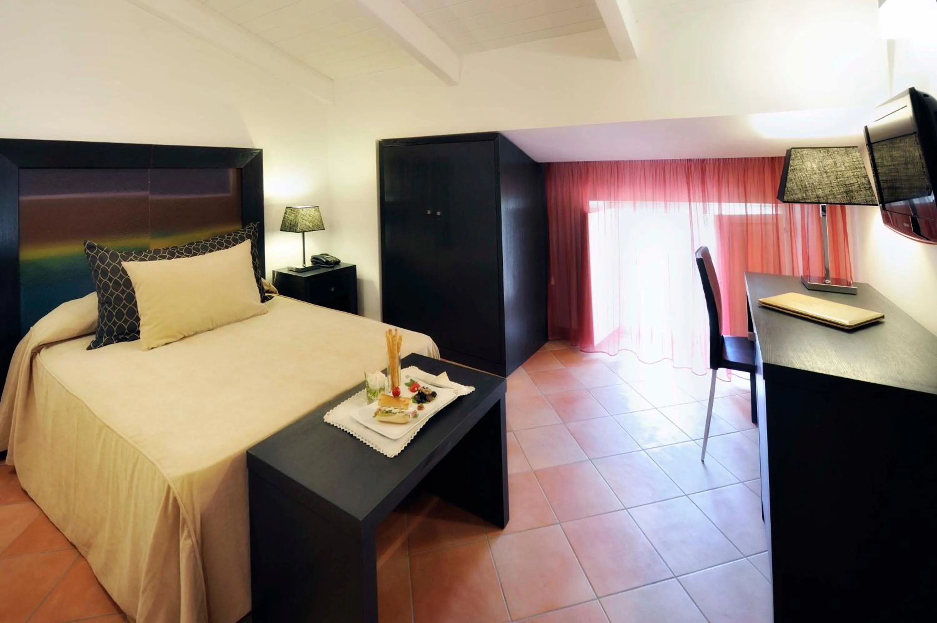 Photo of the whole room, Bed in Relais Villa Buonanno