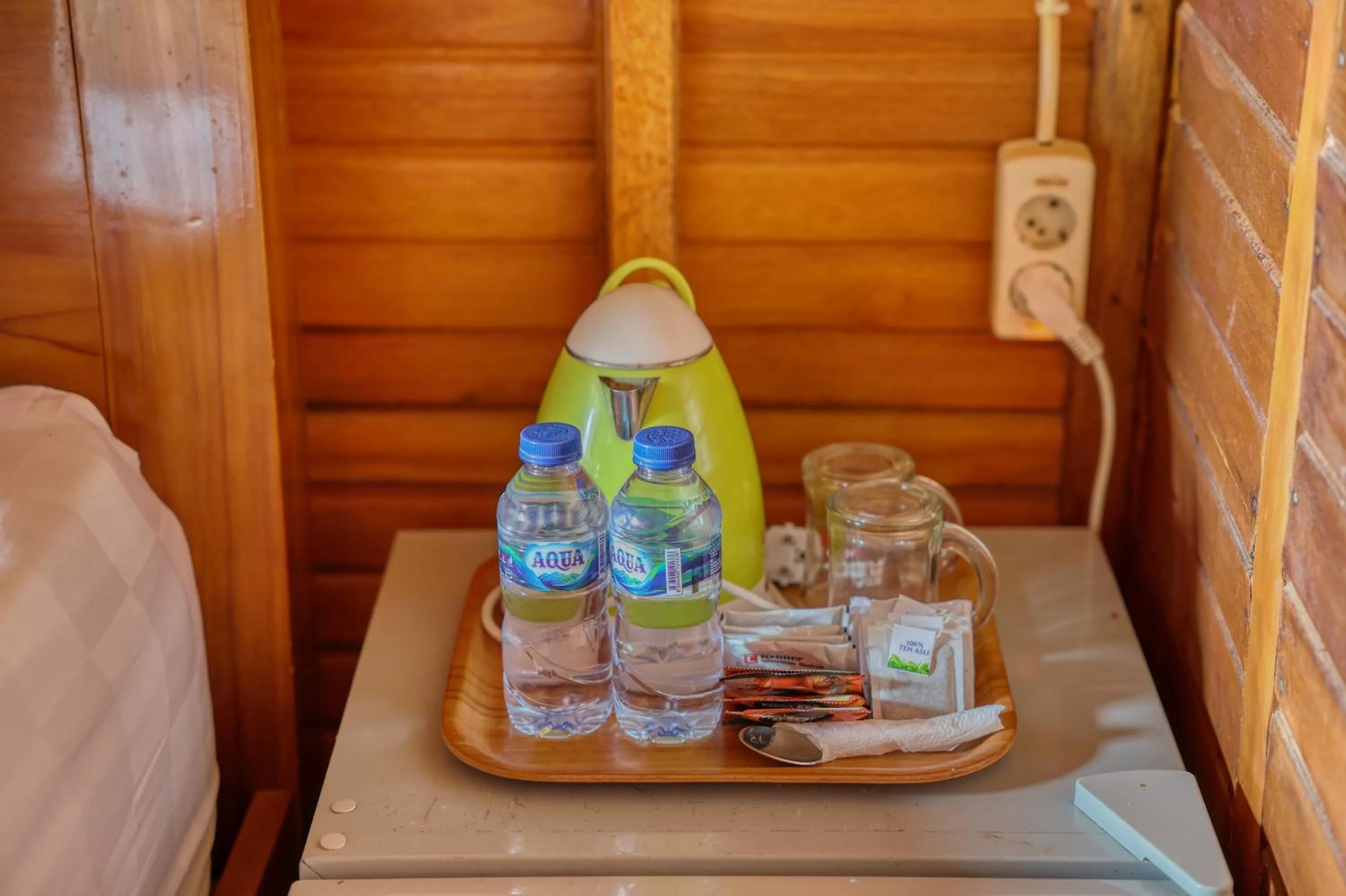 Coffee/tea facilities in Petak Cottage