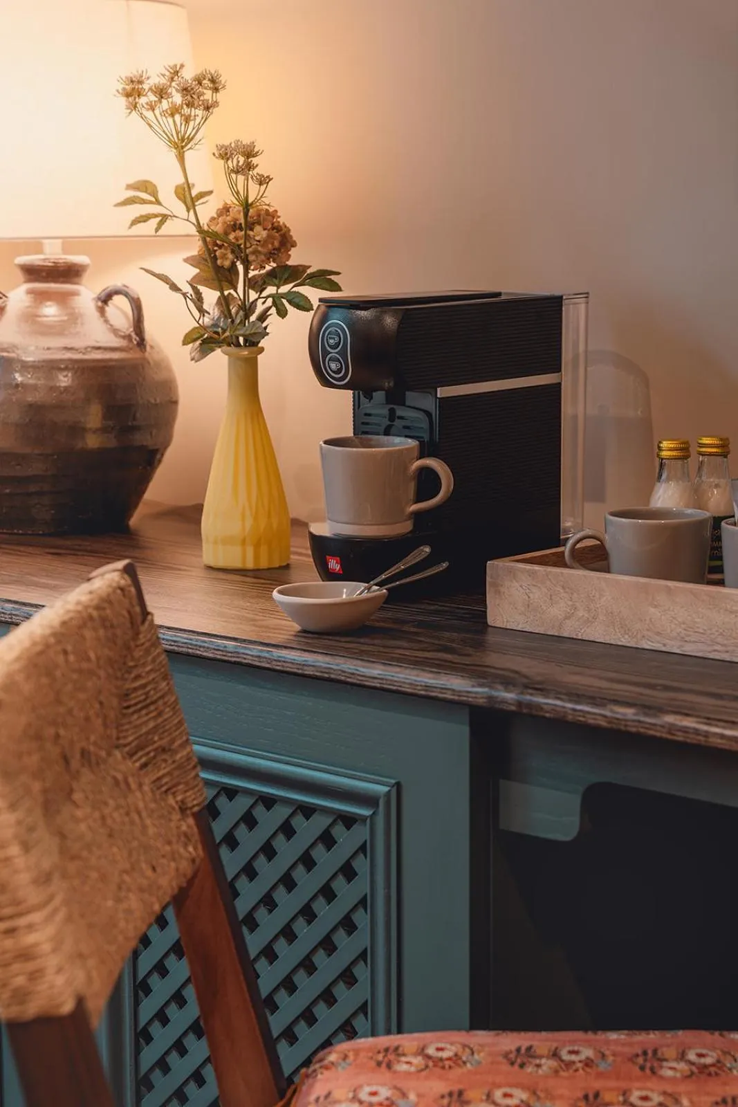 The Potters Heron - A Heartwood Inn