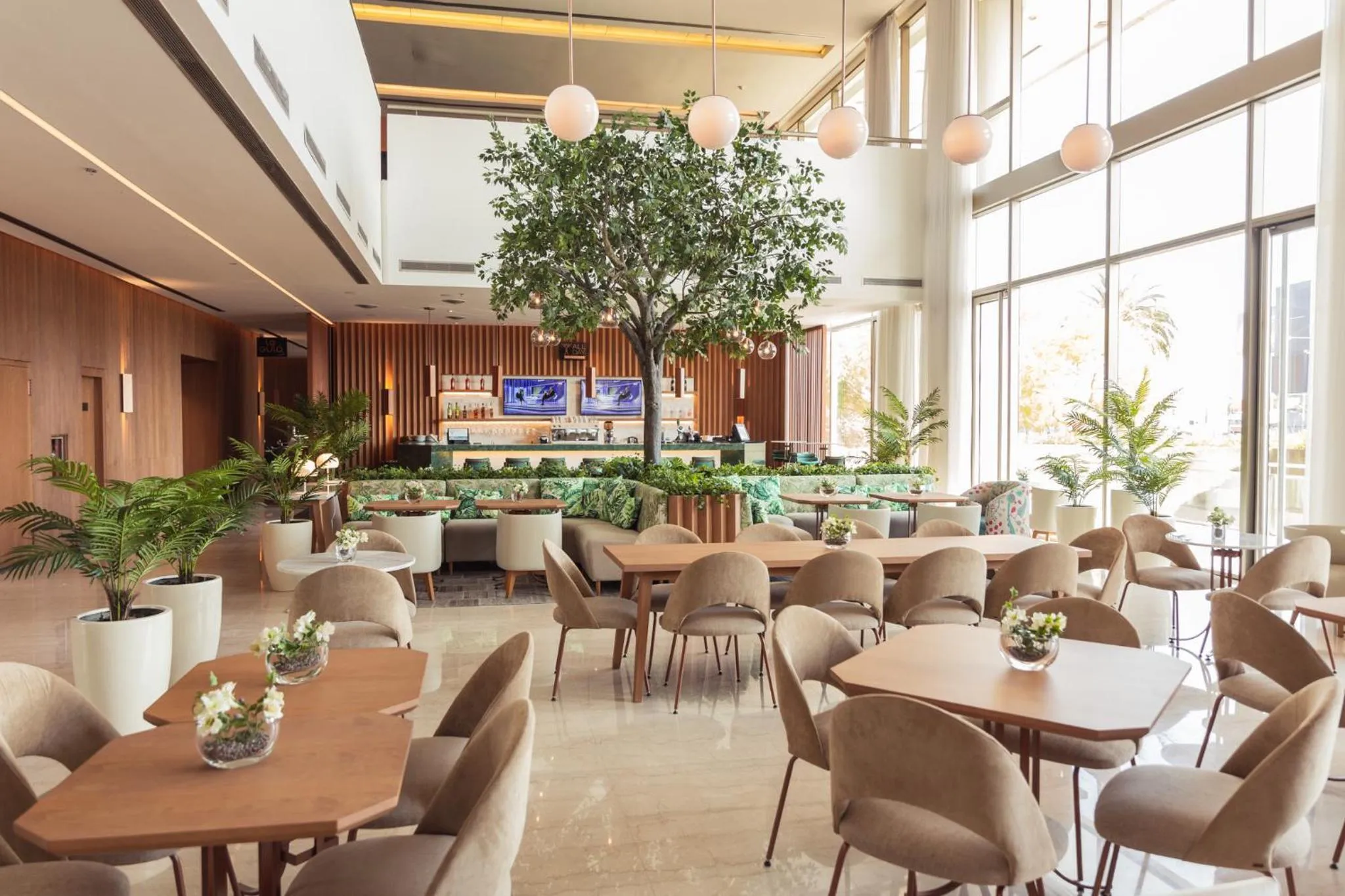 Restaurant/places to eat in Hotel Pullman City Center Rosario