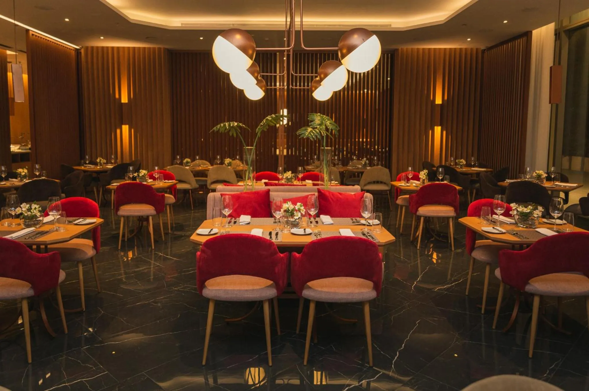 Restaurant/places to eat in Hotel Pullman City Center Rosario