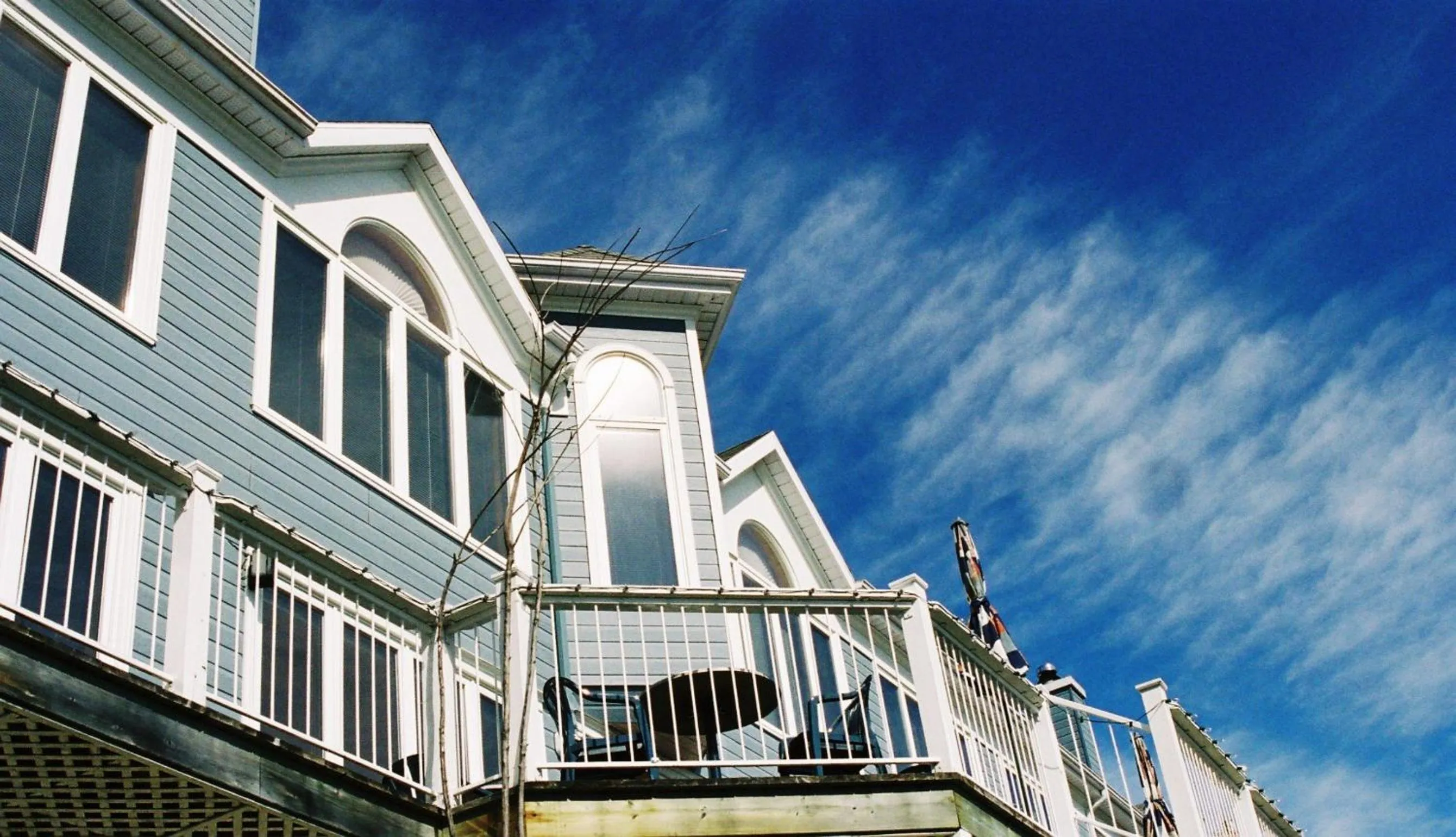 Property building in Auberge Cap aux Corbeaux