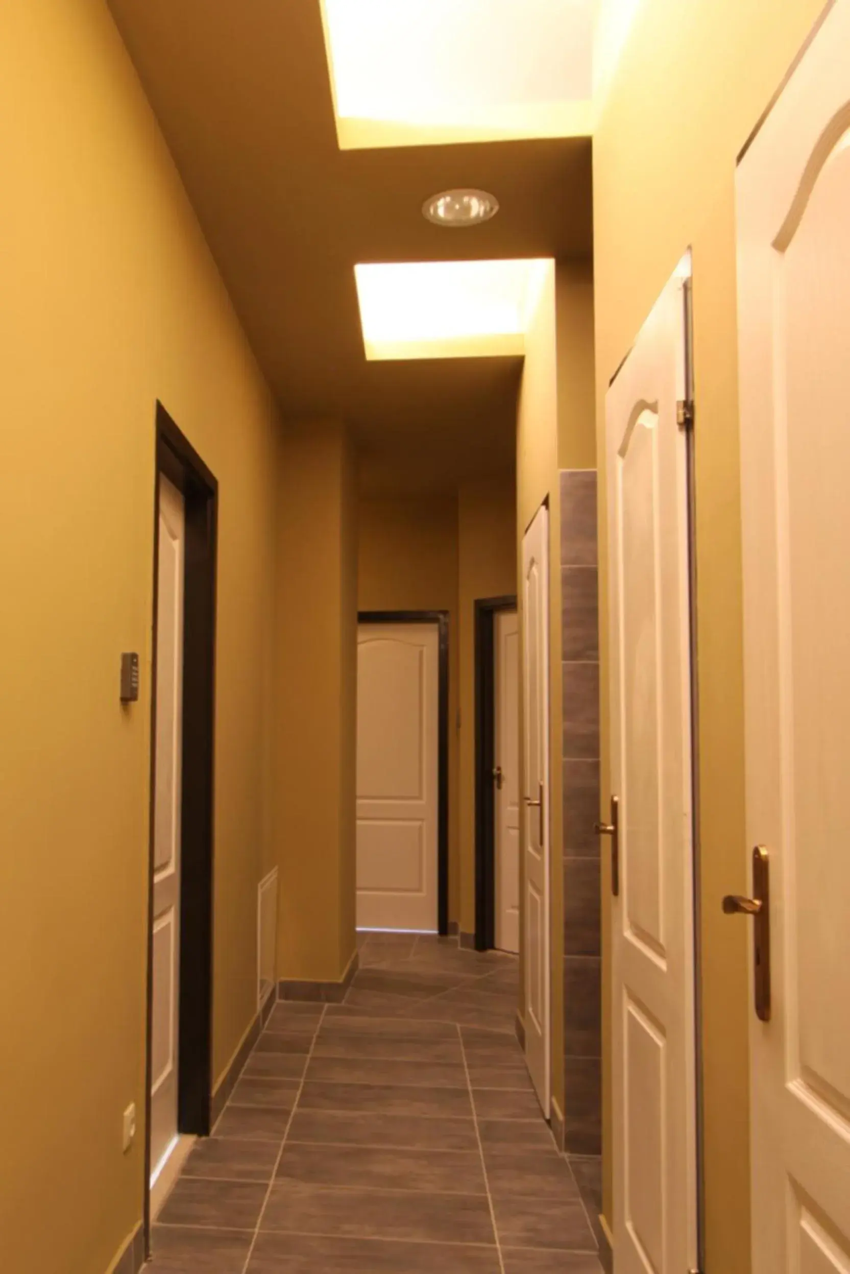 Sextuple Room (6 Adults) in Treestyle Hostel Sextuple Room (6 Adults) in Treestyle Hostel