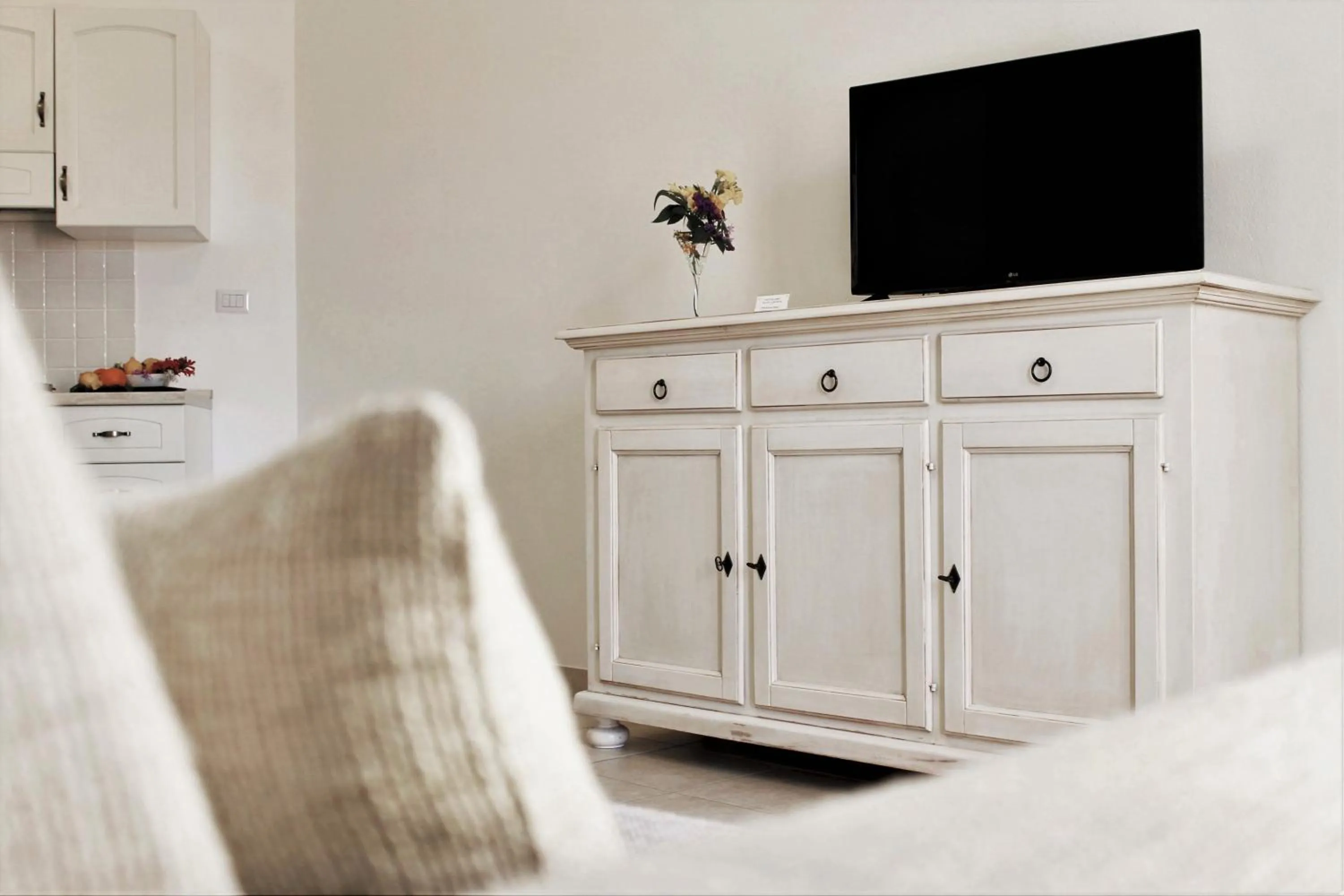 TV and multimedia in AHR Leonis Residence La Maddalena