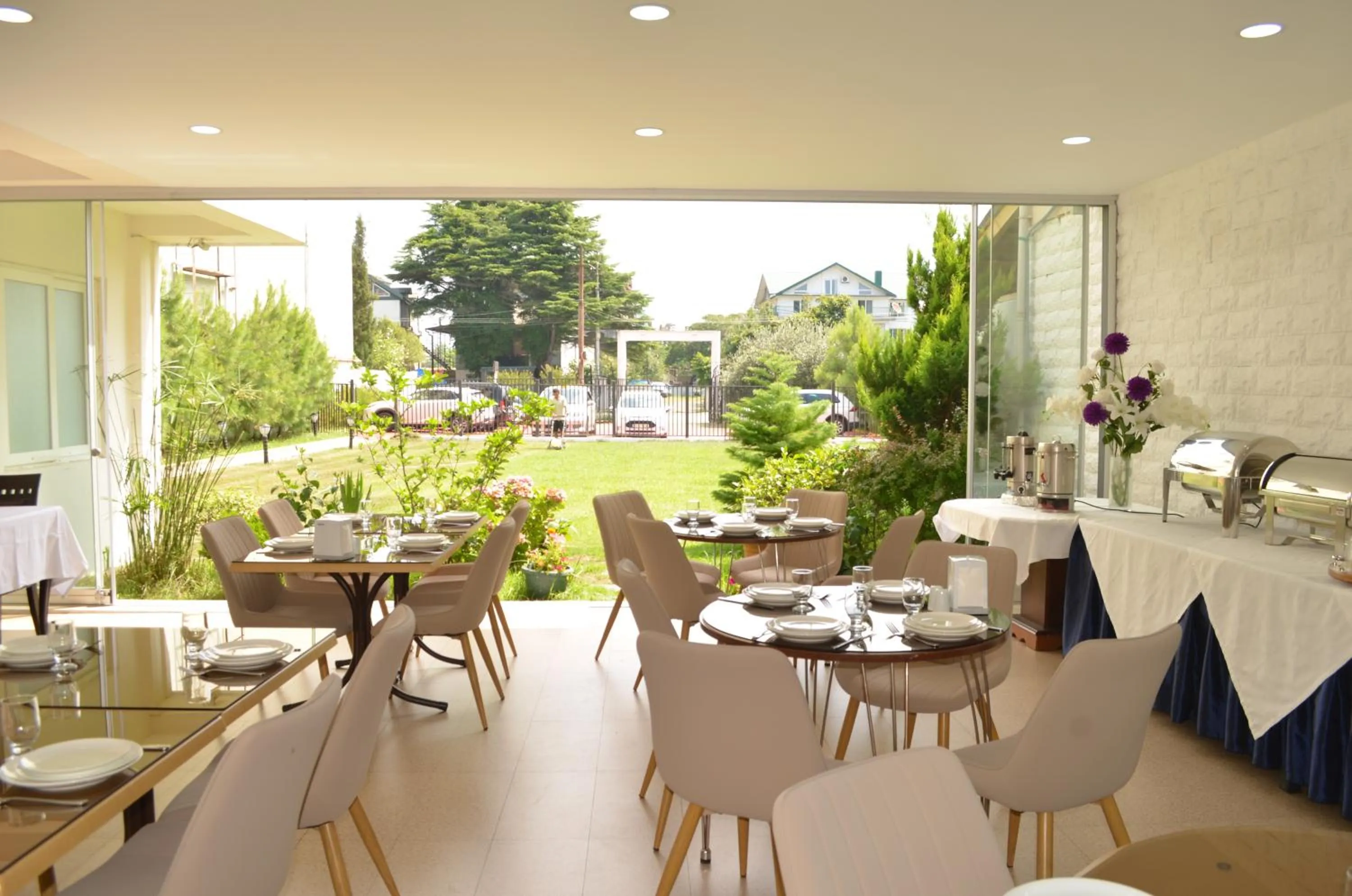 Restaurant/places to eat in Kobuleti Beach Club