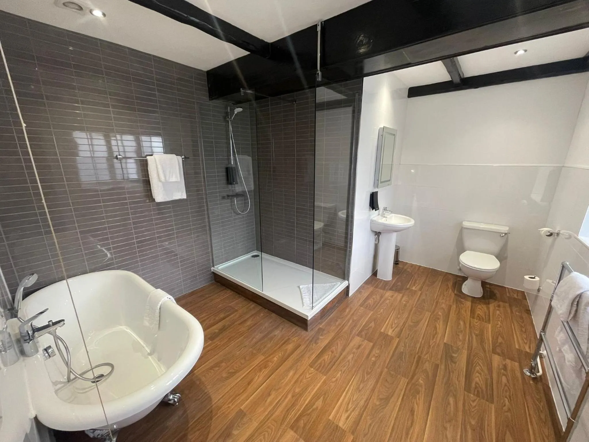 Cwrt Bleddyn Hotel & Spa