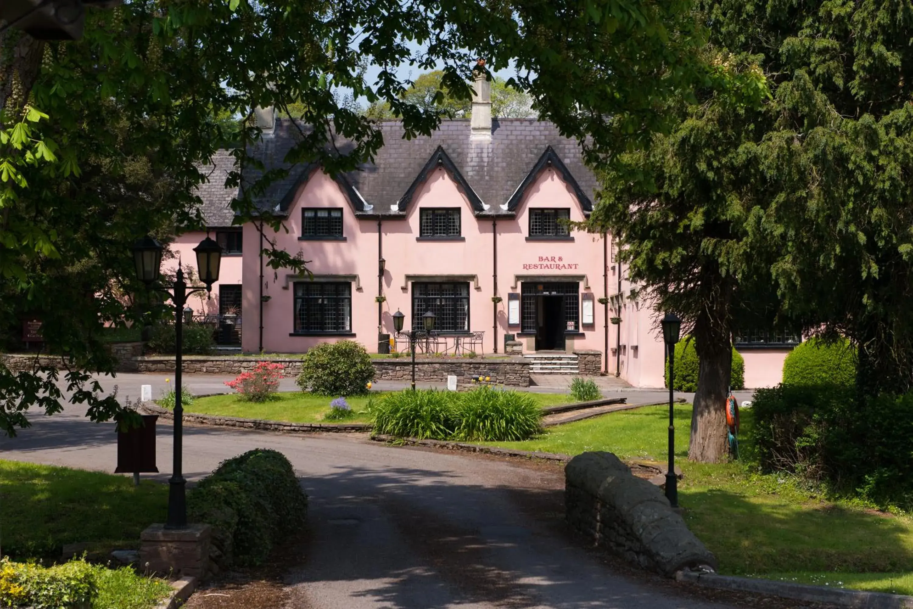 Facade/entrance in Cwrt Bleddyn Hotel & Spa Facade/entrance in Cwrt Bleddyn Hotel & Spa