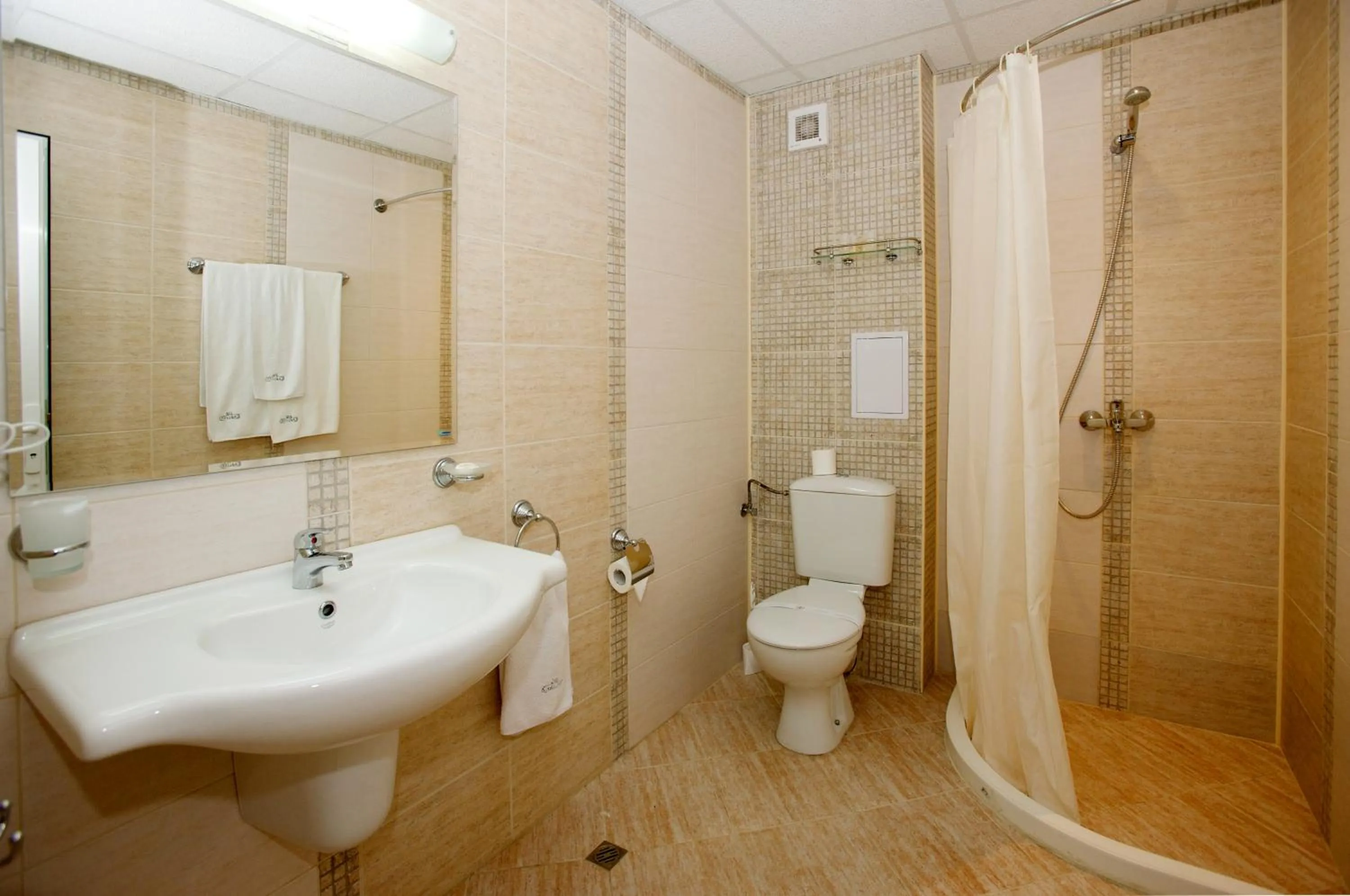 Bathroom in Karlovo Hotel