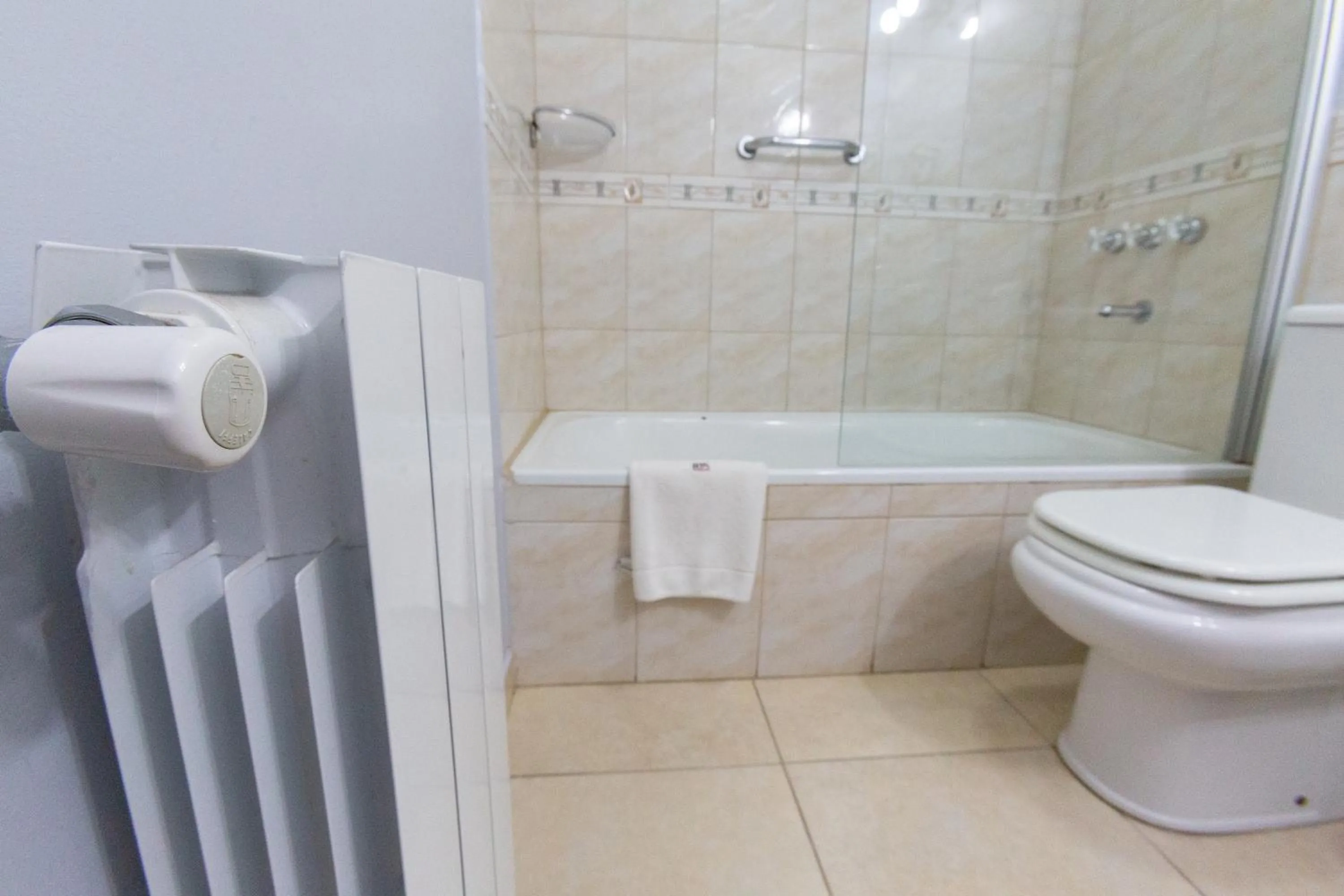 Toilet in Apart Hotel Rivadavia 815