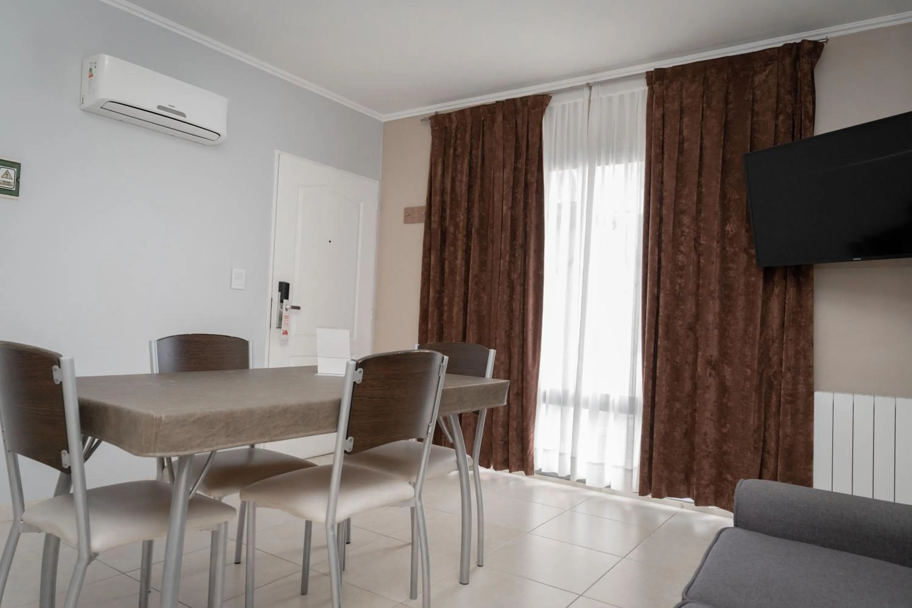 Dining area in Apart Hotel Rivadavia 815