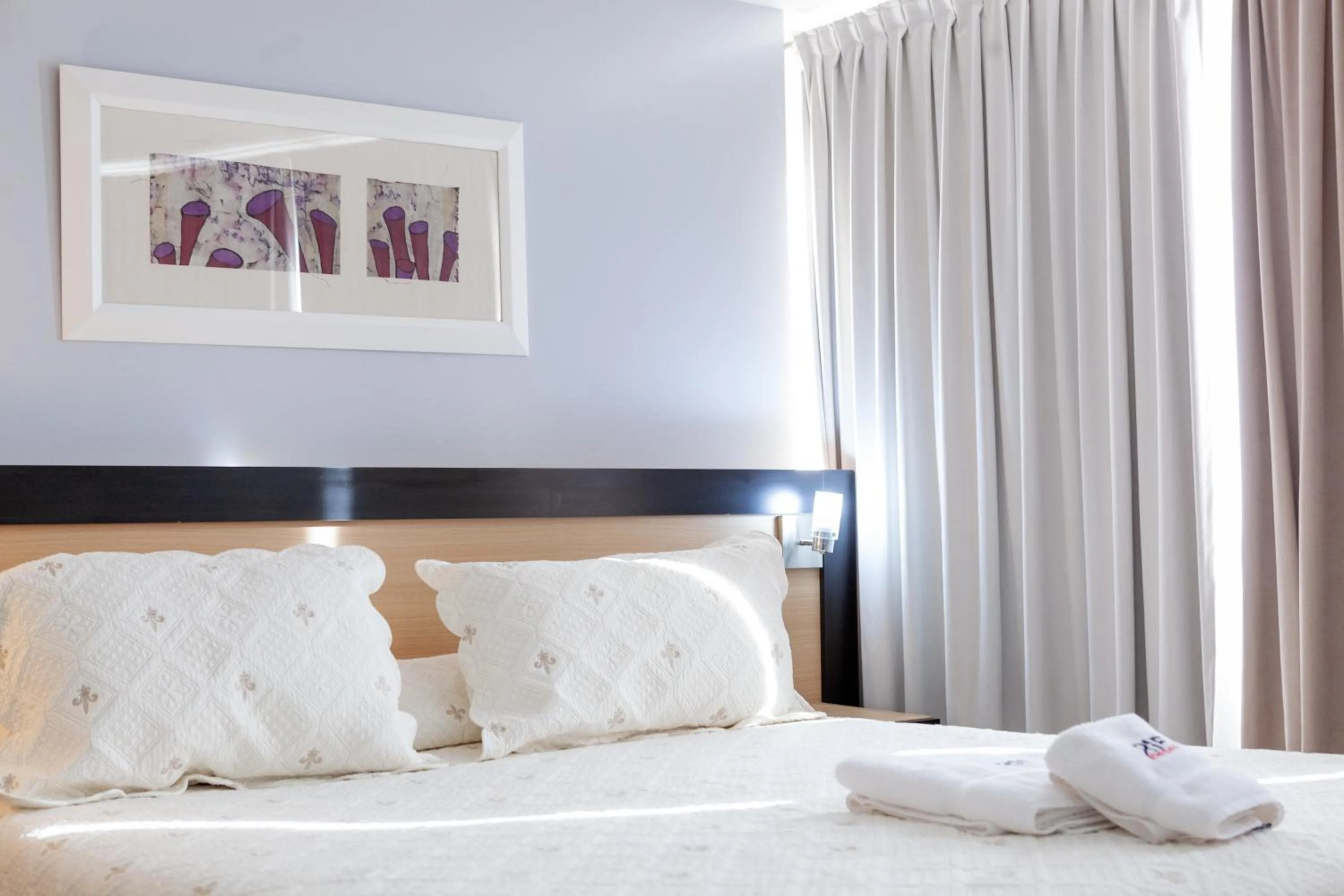 Bedroom, Bed in Apart Hotel Rivadavia 815