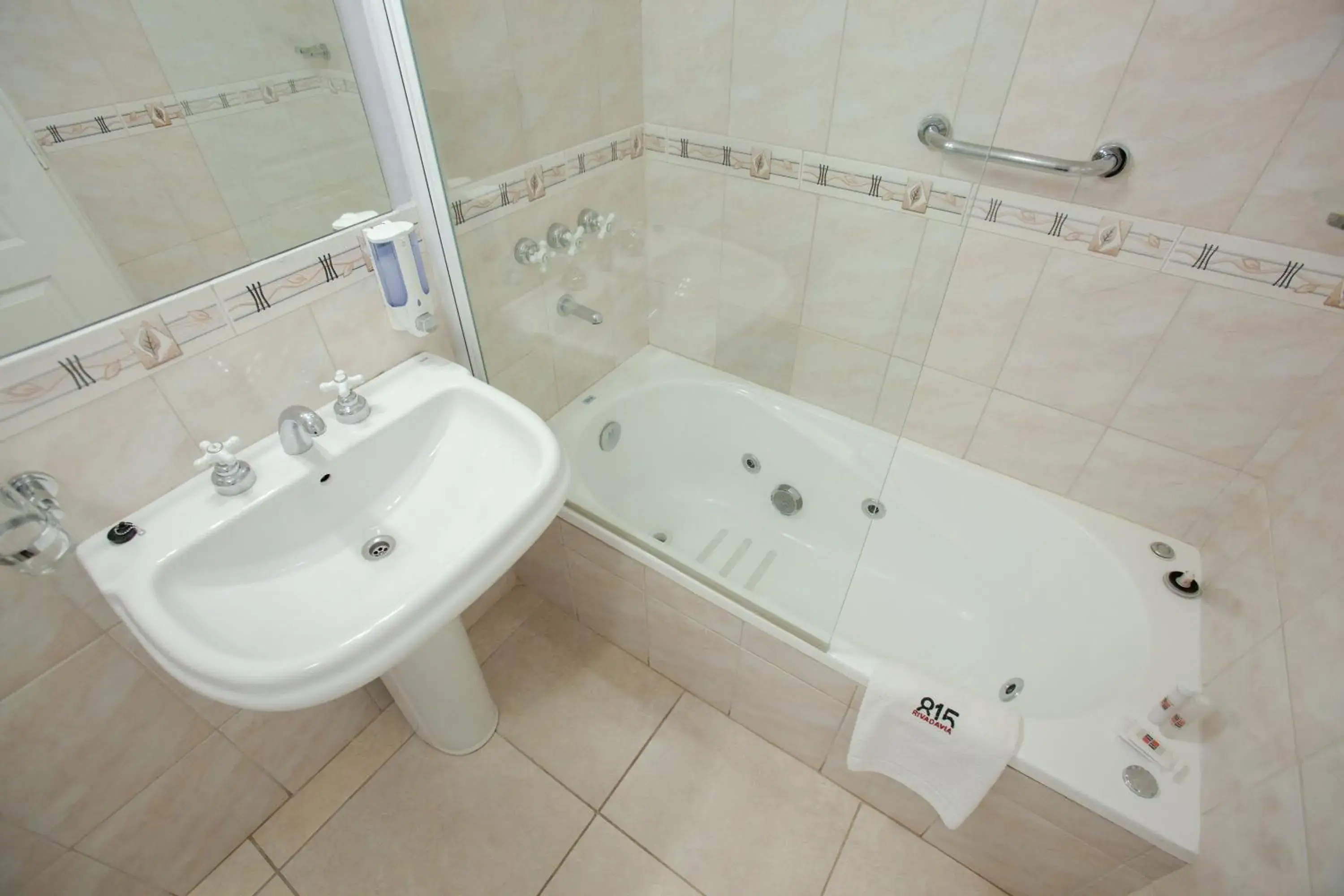 One-Bedroom Apartment - single occupancy in Apart Hotel Rivadavia 815 One-Bedroom Apartment - single occupancy in Apart Hotel Rivadavia 815