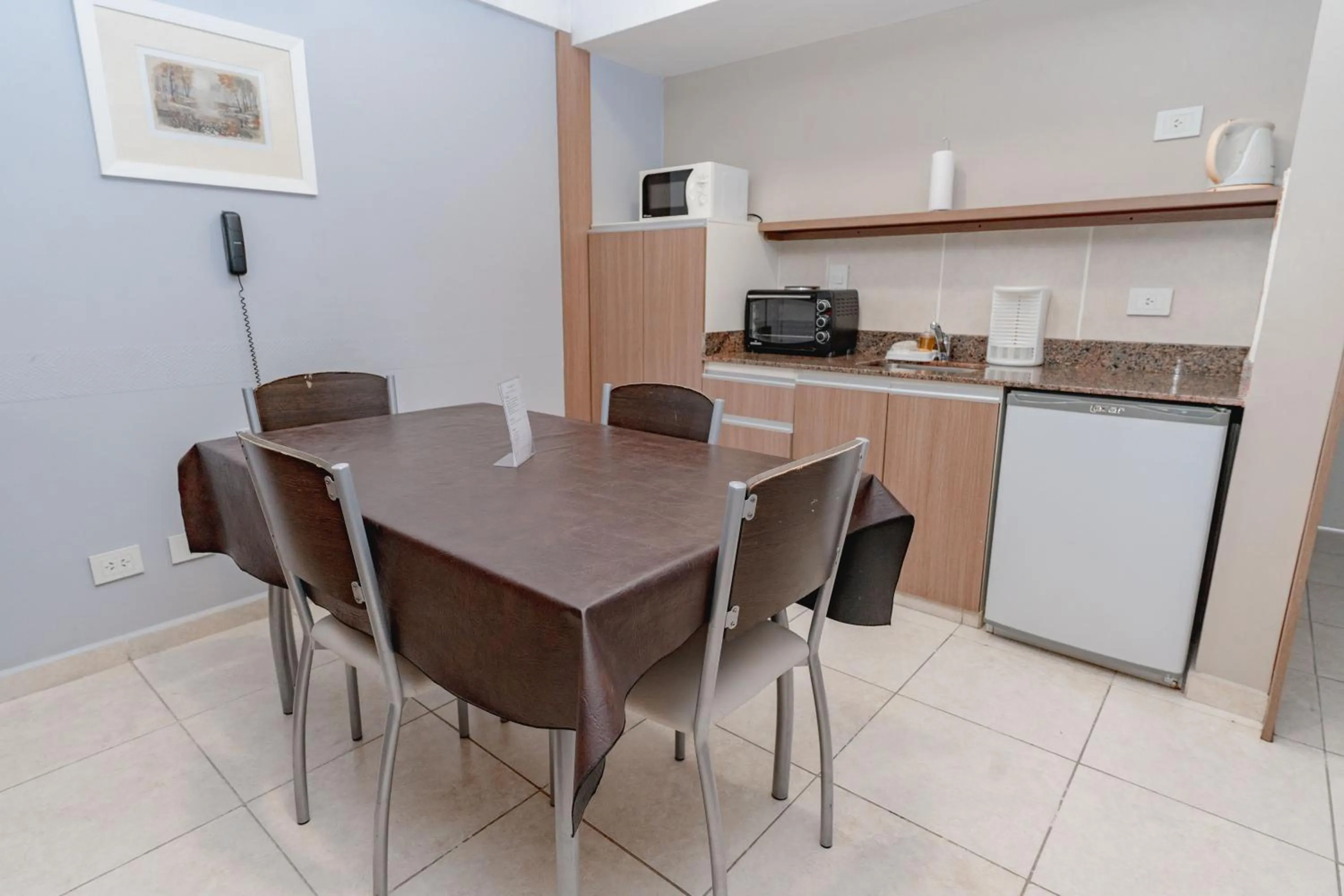 Apart Hotel Rivadavia 815