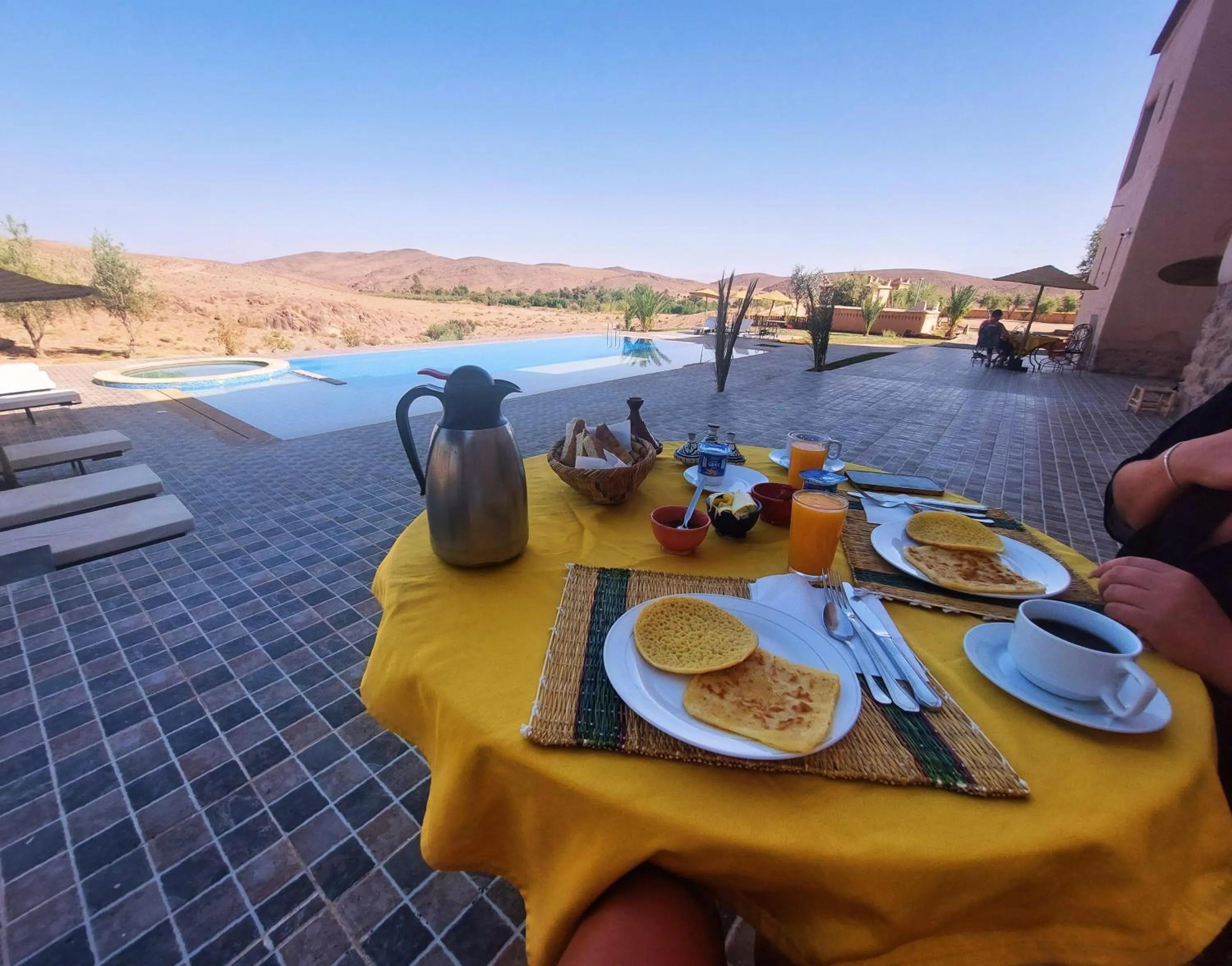 Swimming pool in Kasbah Zitoune