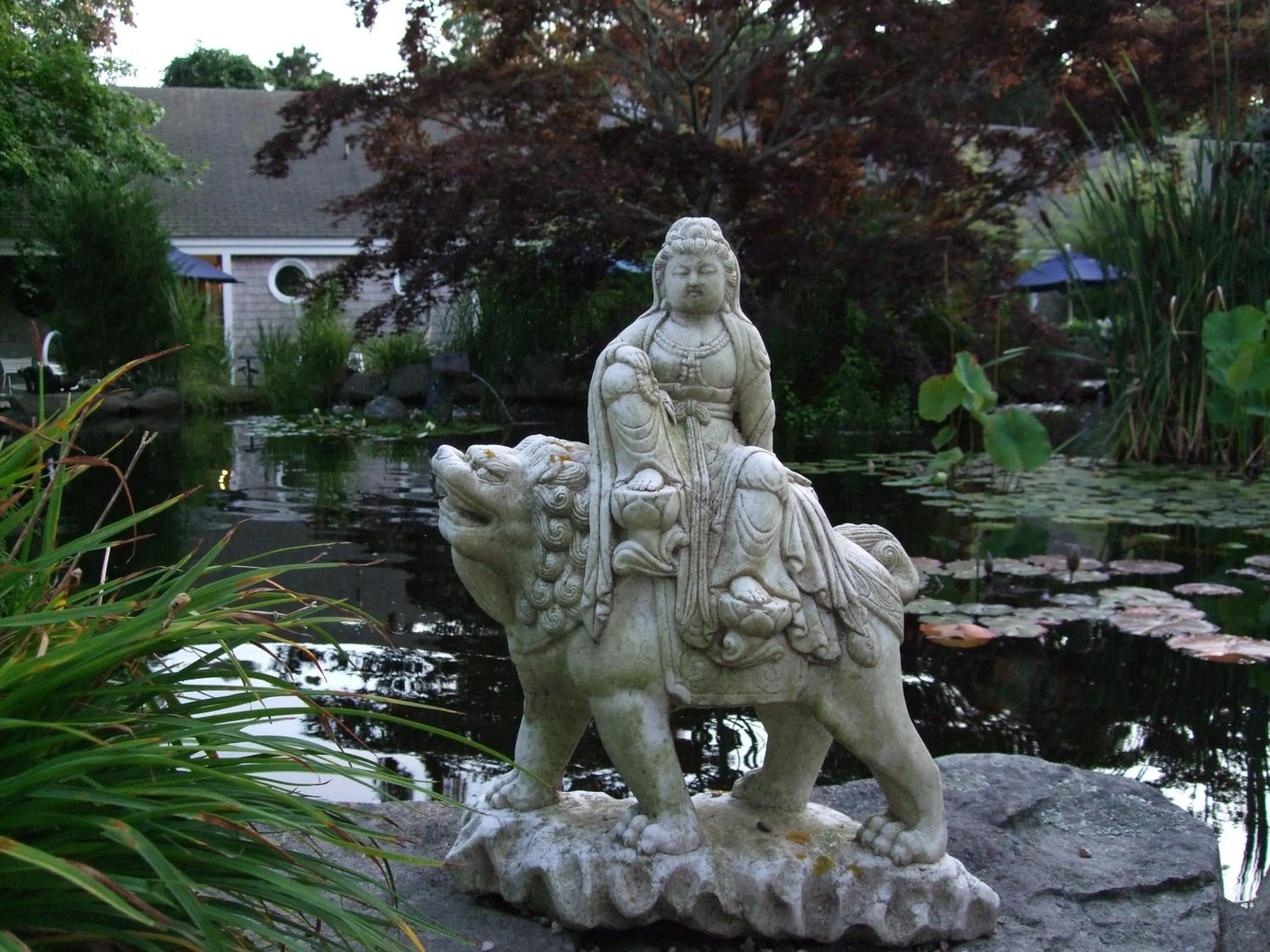 Facade/entrance in Pleasant Bay Village Resort