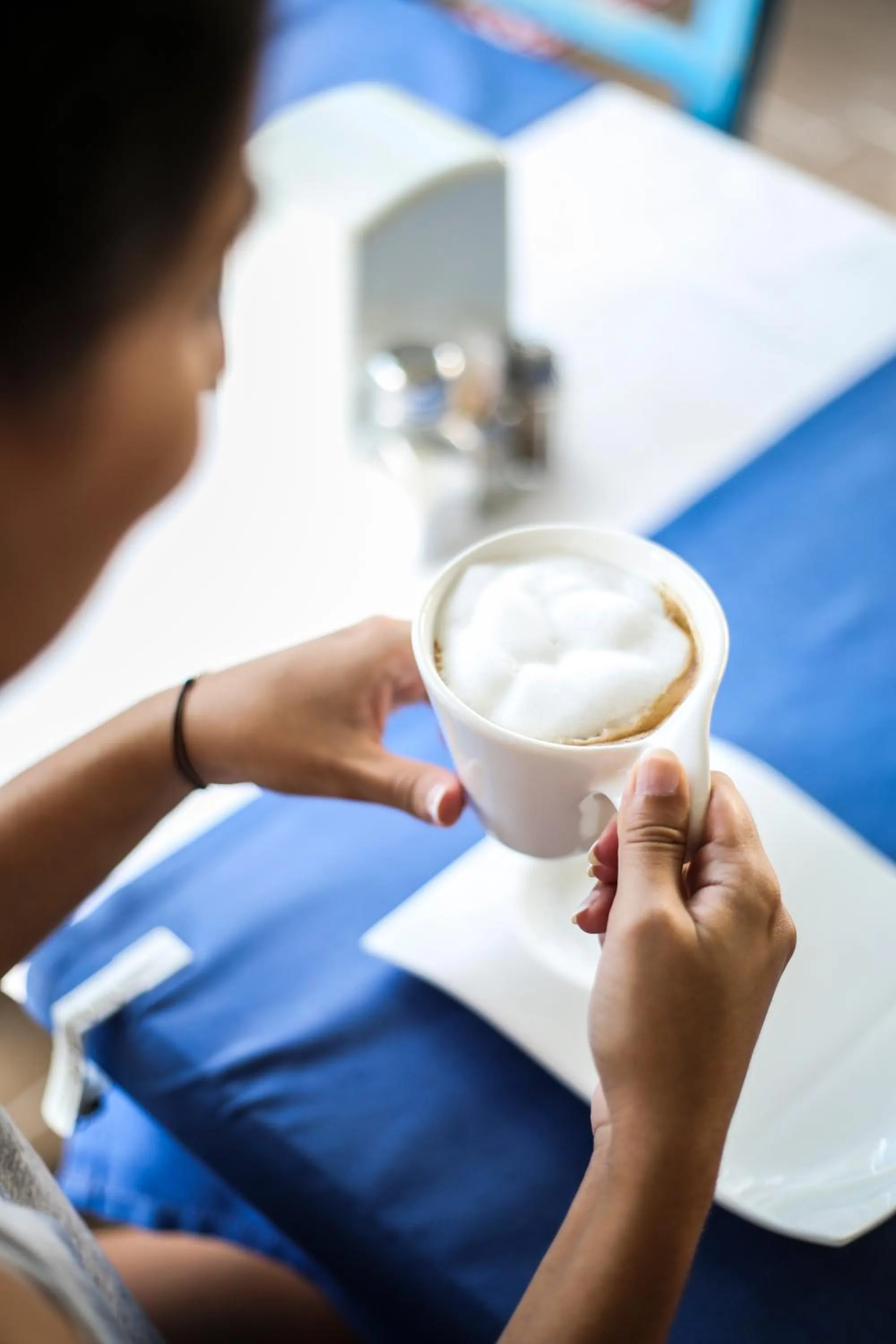 Coffee/tea facilities in Vesta Hotel