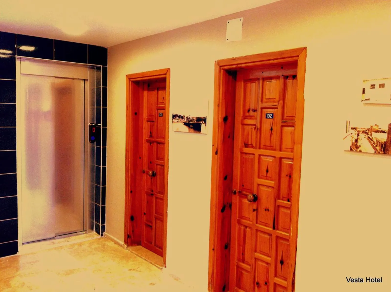 Text overlay in Vesta Hotel