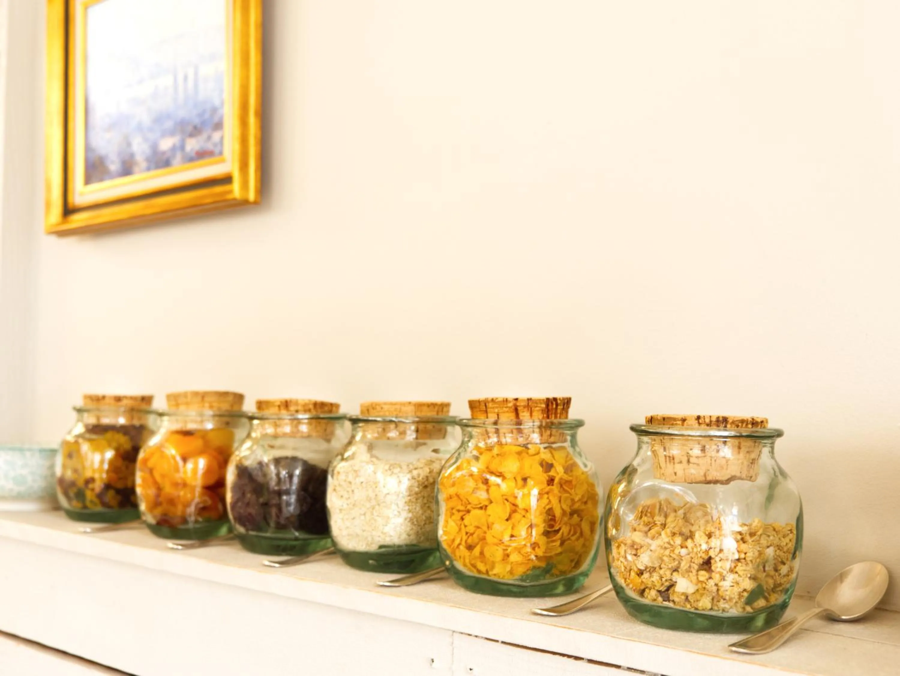 Continental breakfast in La Féline Blanche Adult Only