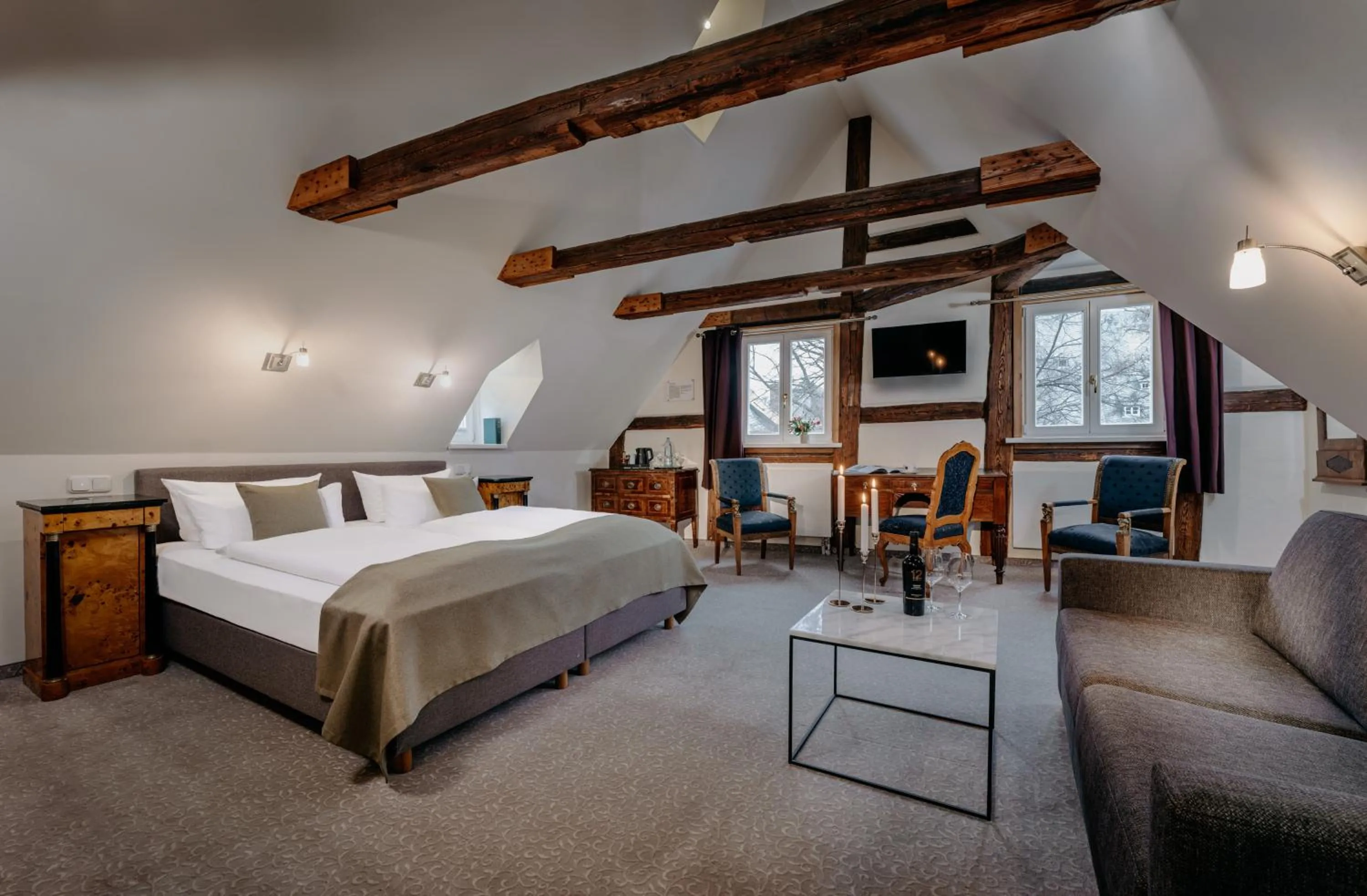 Photo of the whole room, Bed in Romantik Hotel Alte Münze