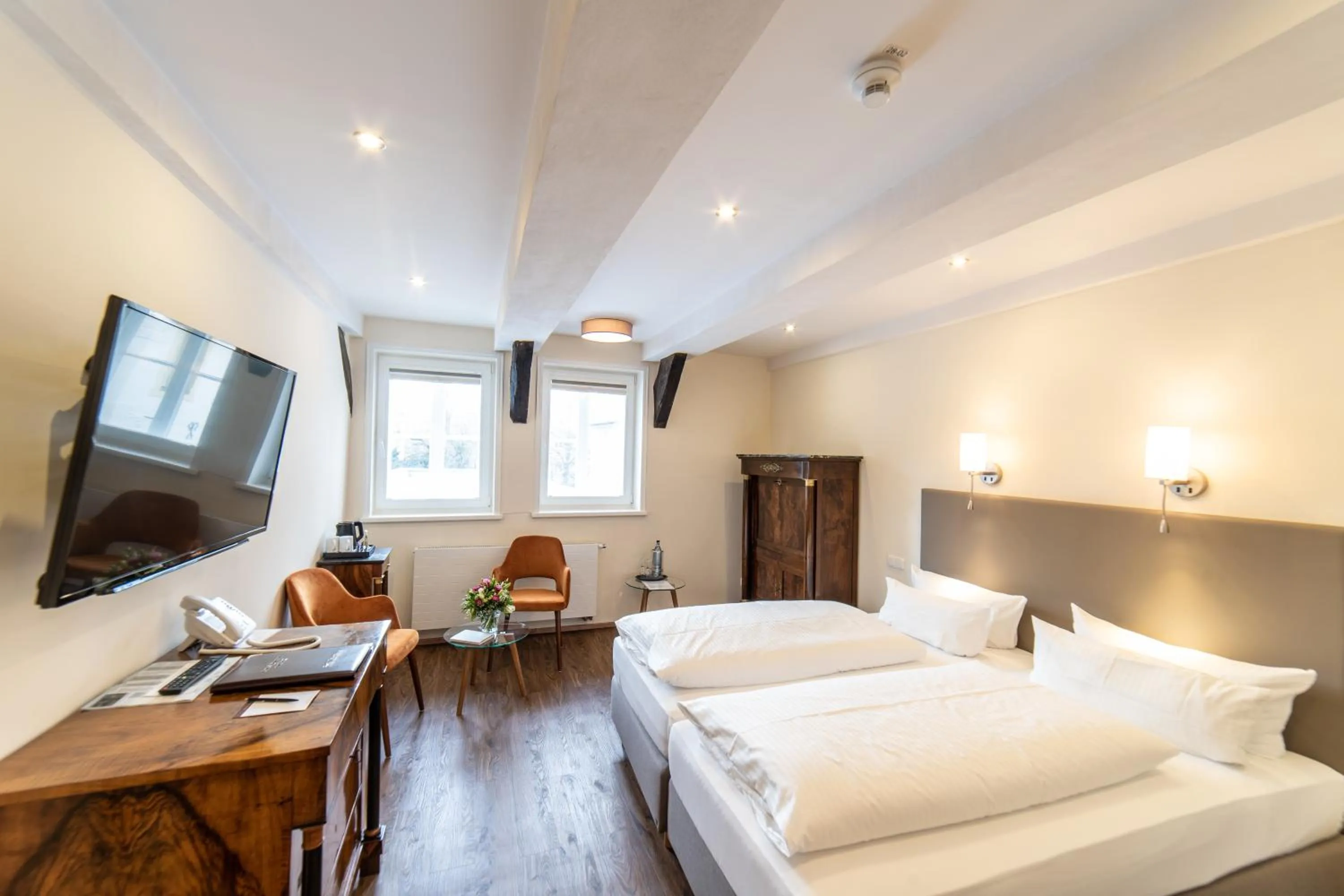 Photo of the whole room, Bed in Romantik Hotel Alte Münze