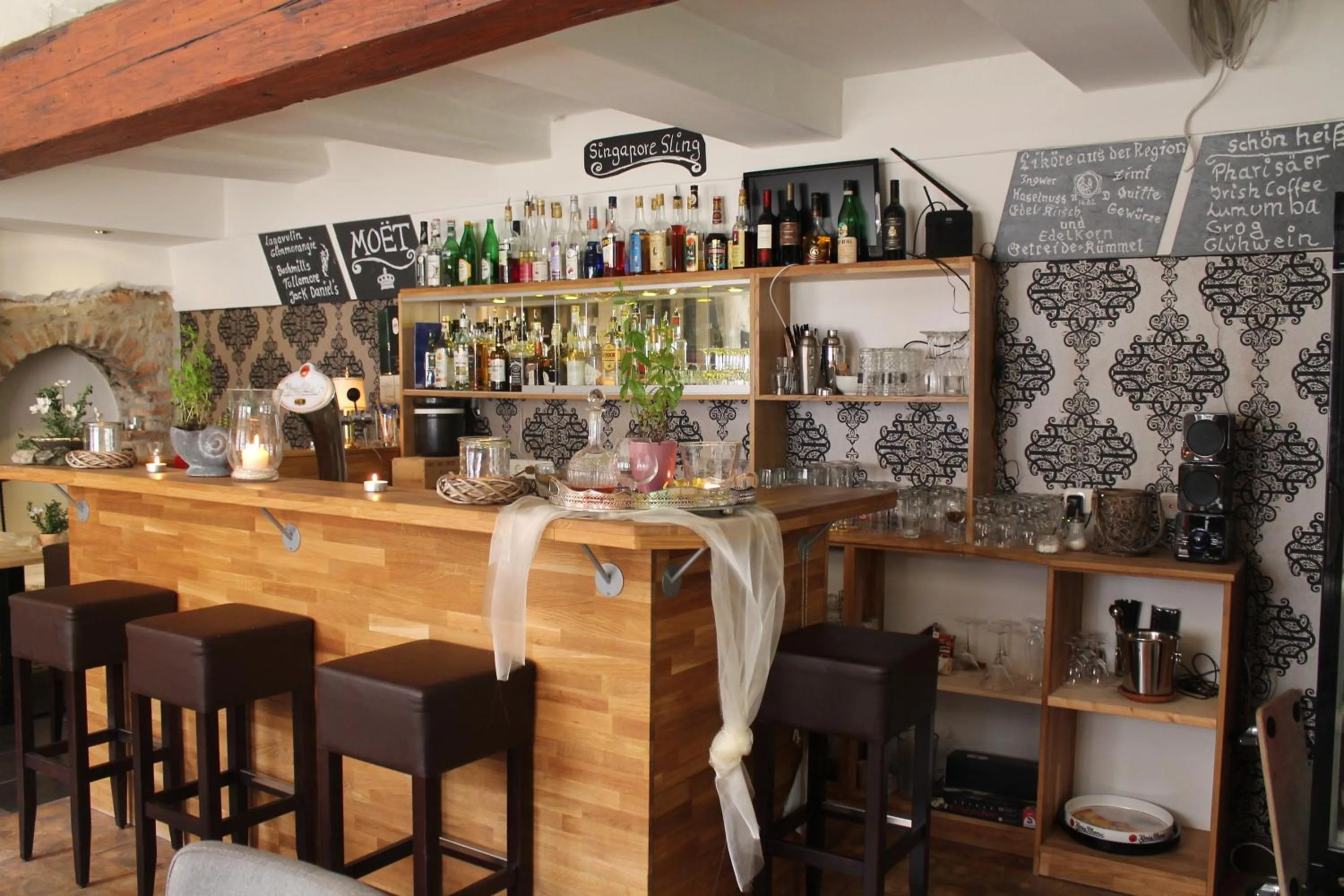 Lounge or bar in Romantik Hotel Alte Münze