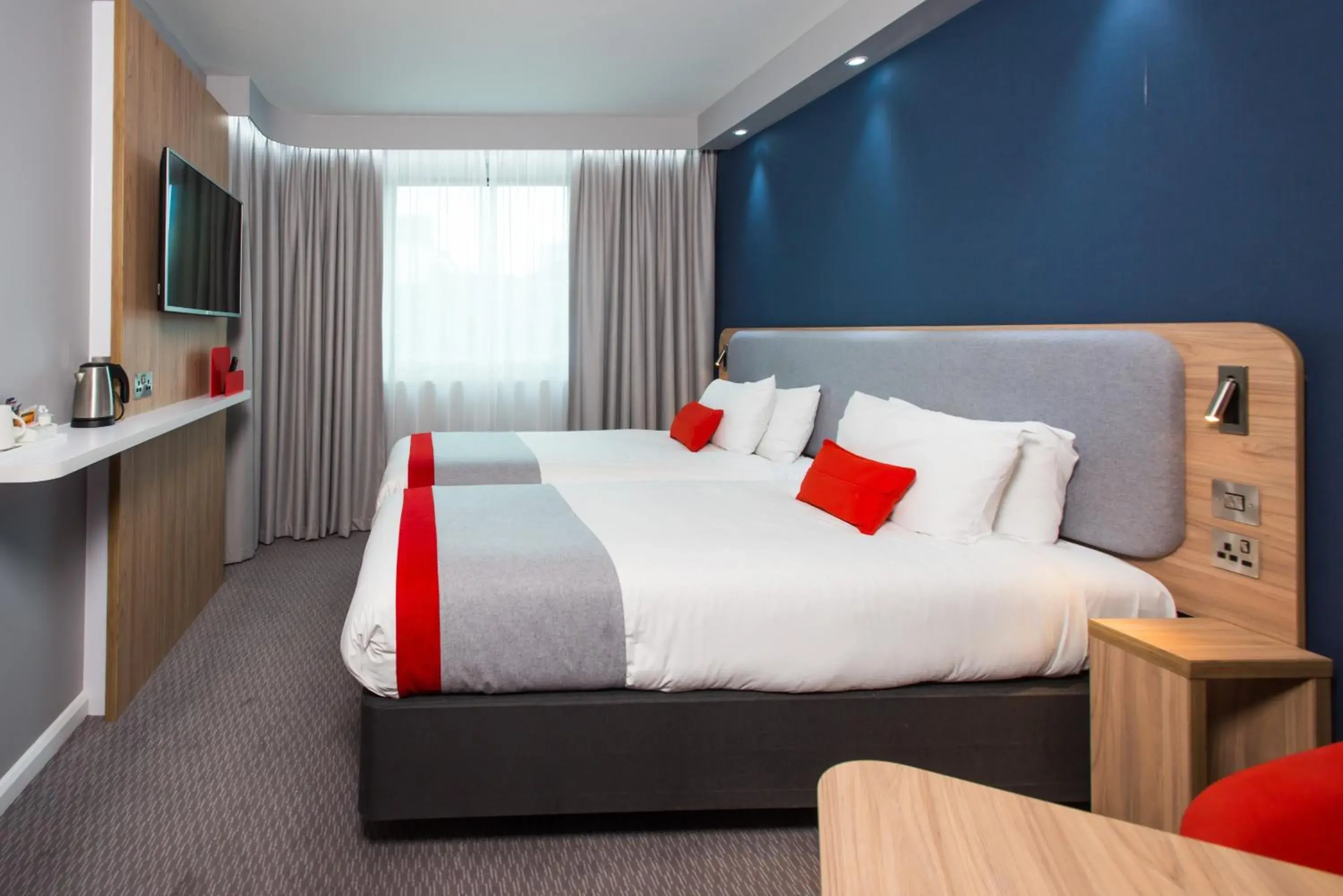 Standard Twin Room with Free Hot Breakfast in Holiday Inn Express Leeds City Centre - Armouries by IHG Standard Twin Room with Free Hot Breakfast in Holiday Inn Express Leeds City Centre - Armouries by IHG