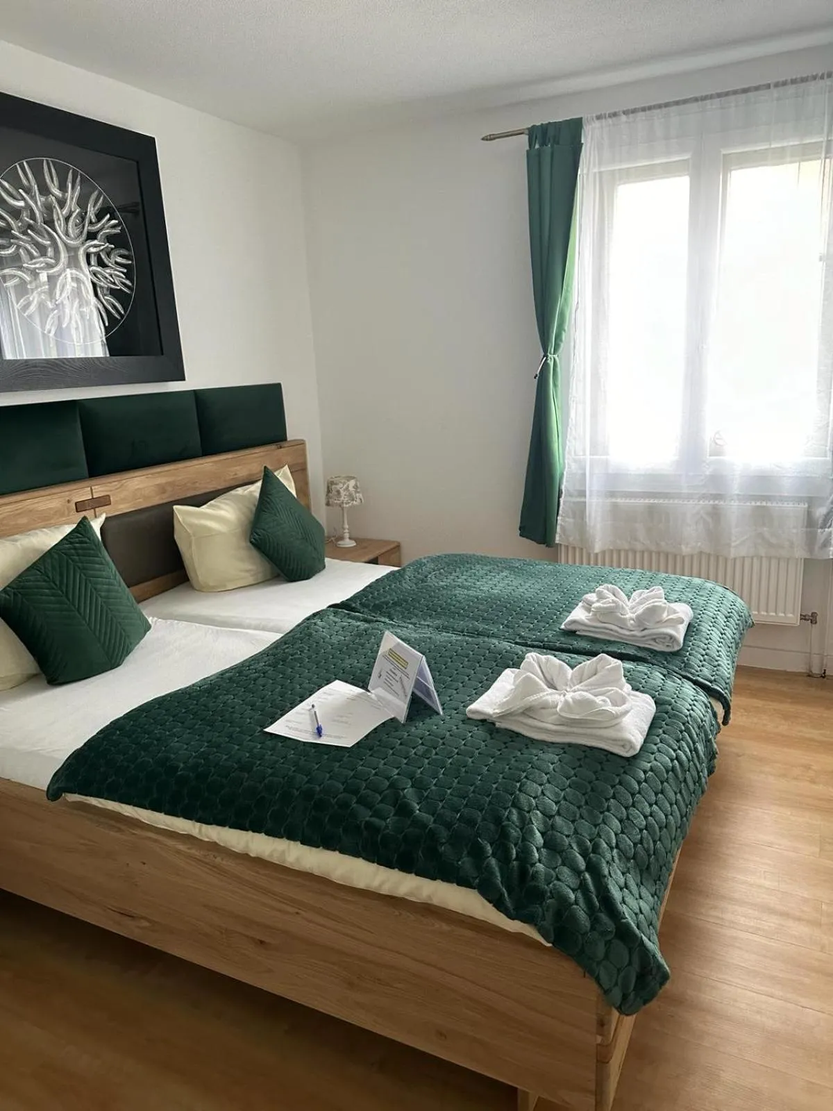 Bed in Hotel Zum Goldenen Anker