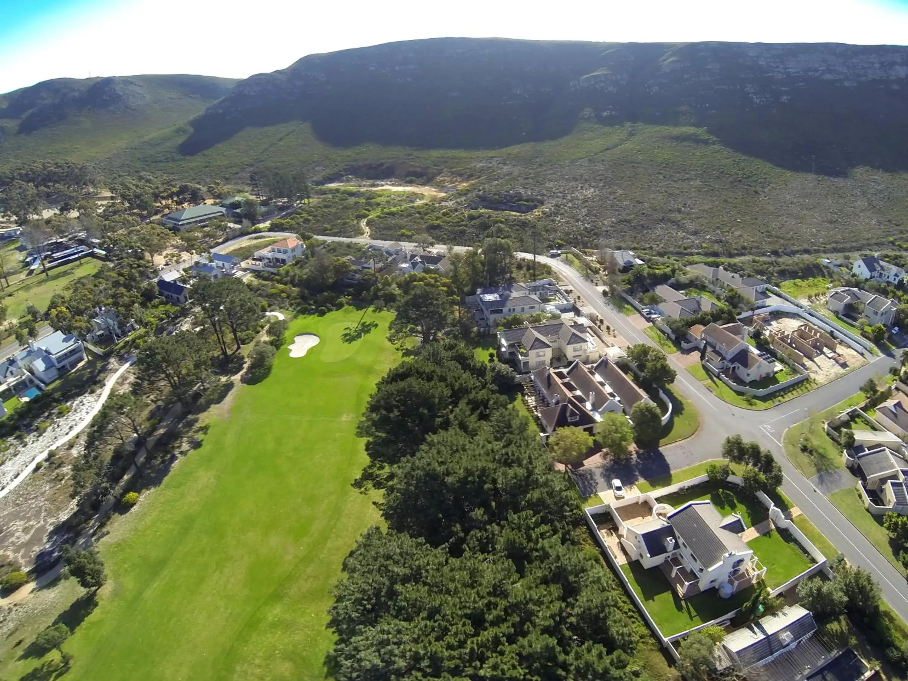 Bird's eye view in Hermanus Lodge on the Green - Solar Power Bird's eye view in Hermanus Lodge on the Green - Solar Power