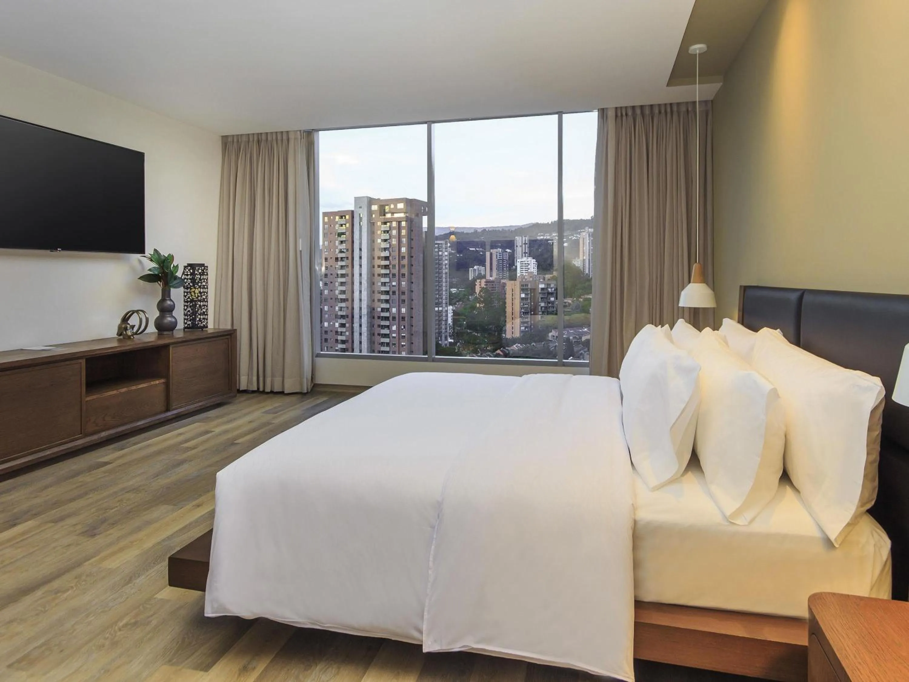 Bedroom, Bed in Novotel Medellin El Tesoro