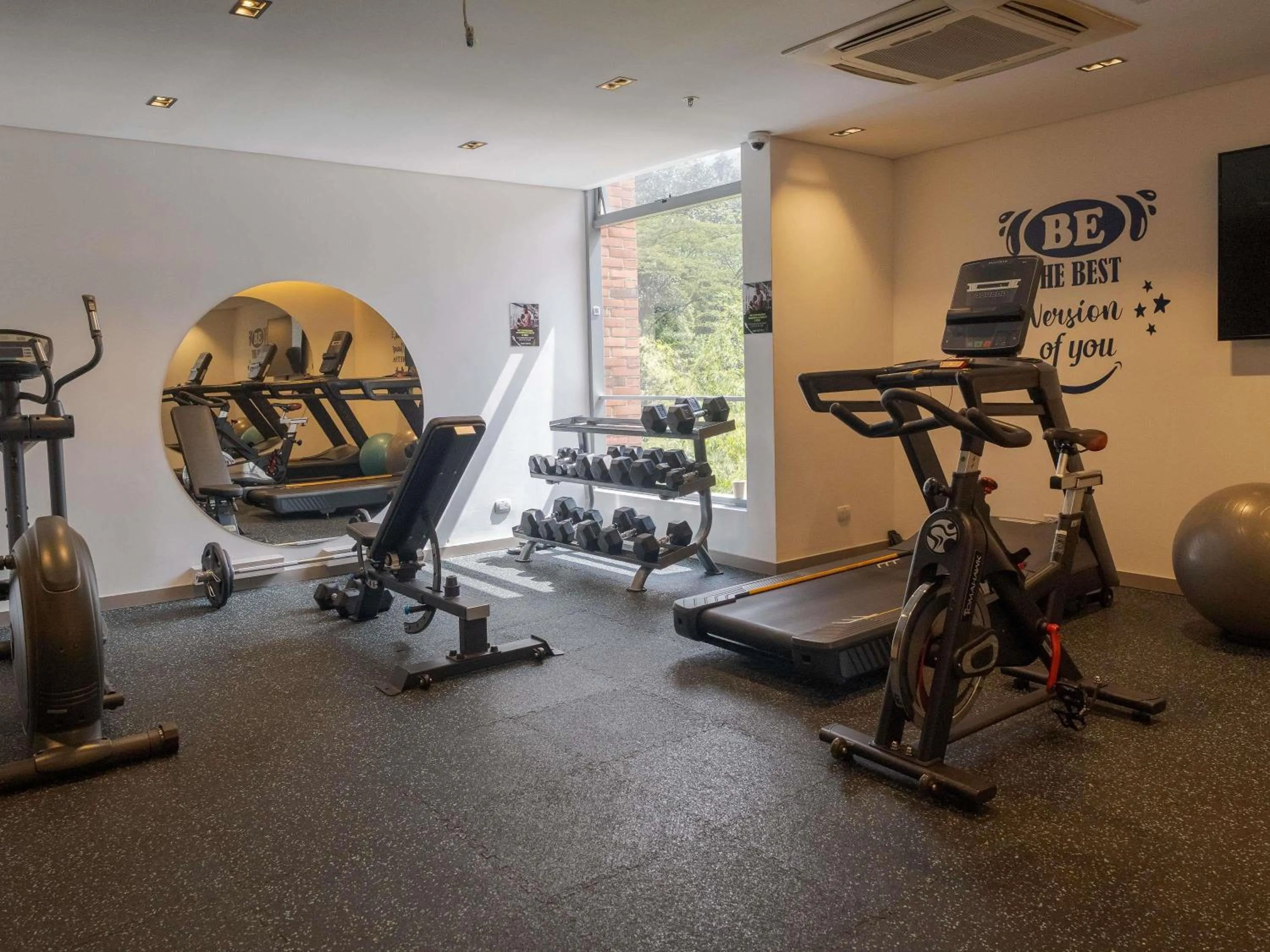 Fitness centre/facilities in Novotel Medellin El Tesoro