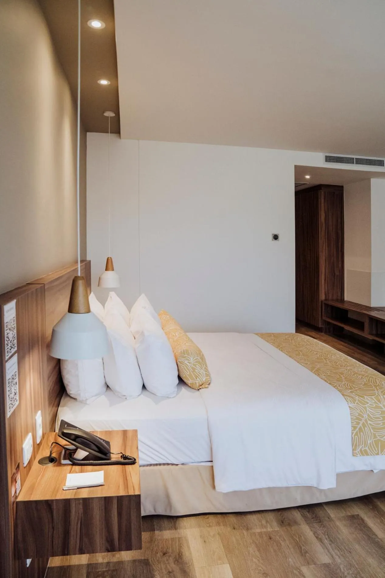 Bed in Novotel Medellin El Tesoro