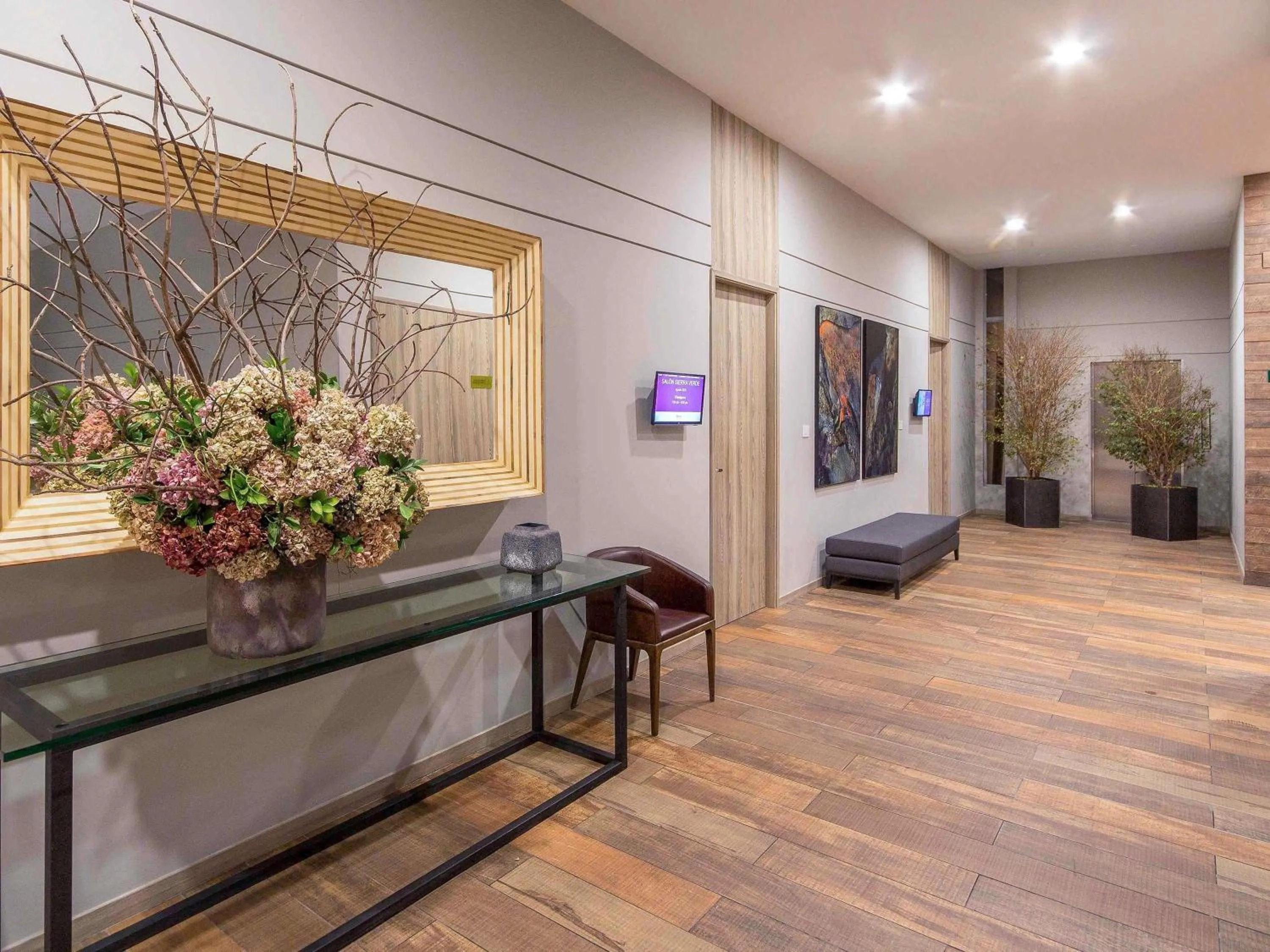 Meeting/conference room in Novotel Medellin El Tesoro