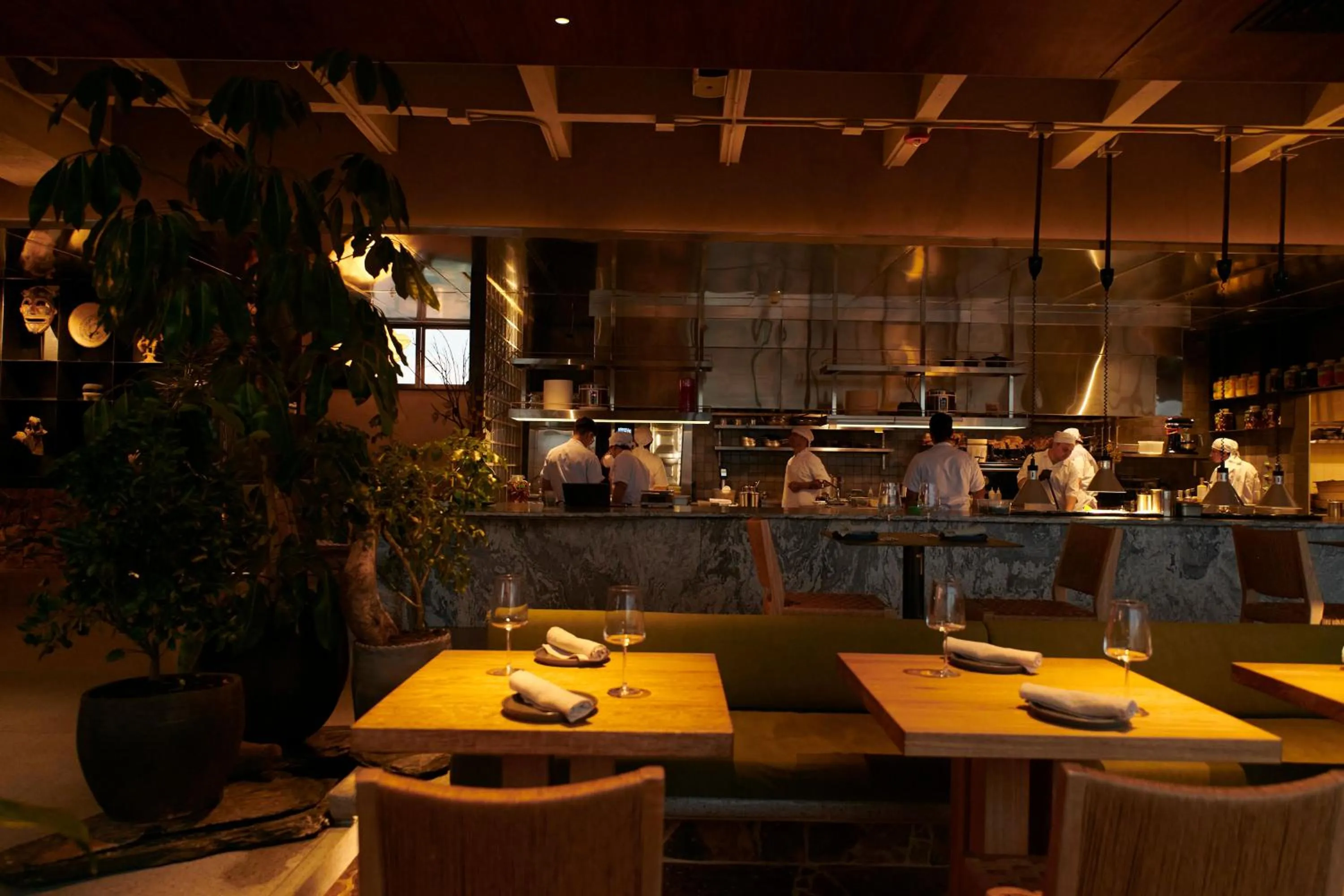 Restaurant/places to eat in Novotel Medellin El Tesoro