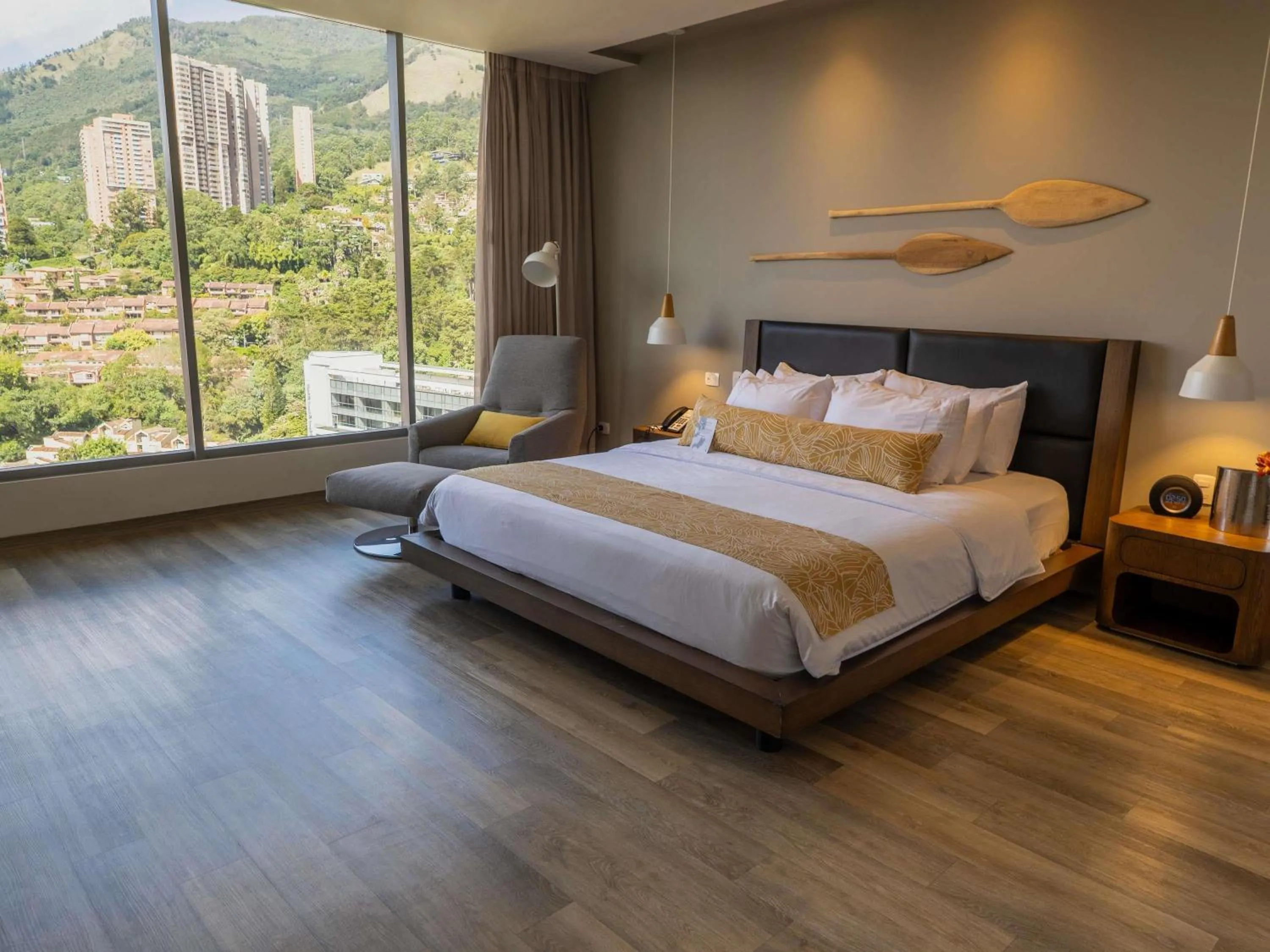 Property building, Bed in Novotel Medellin El Tesoro