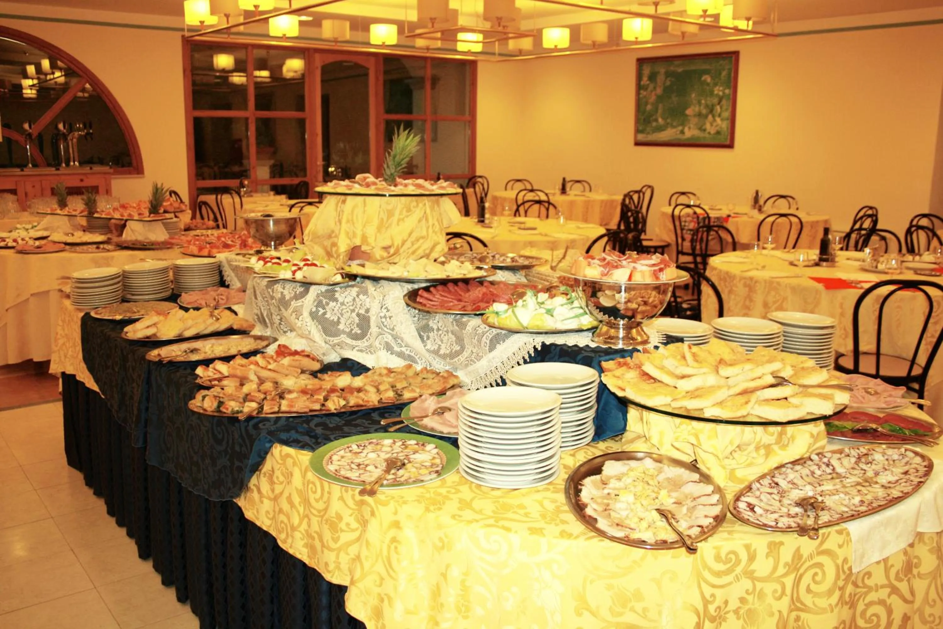 Restaurant/places to eat in Park Hotel Villa Americana