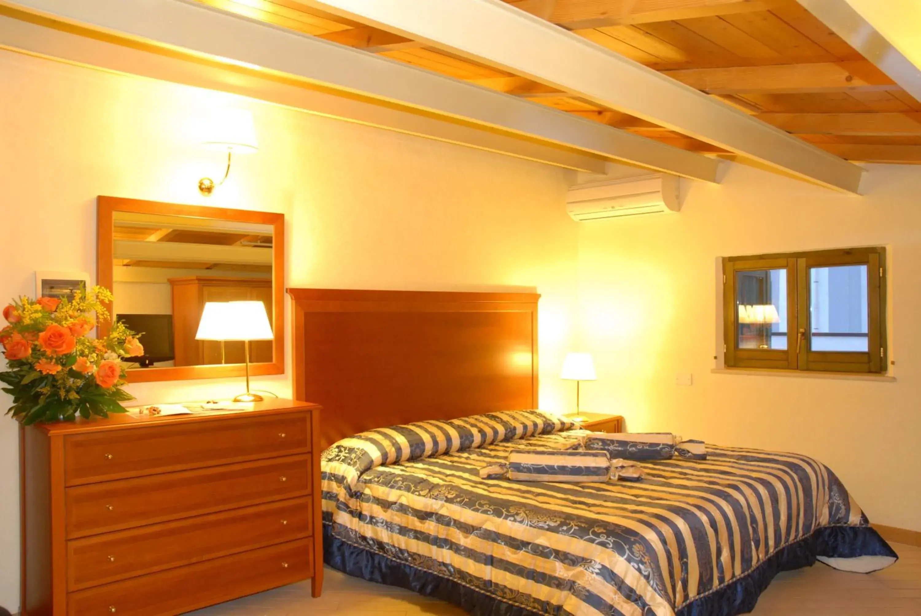 Photo of the whole room, Bed in Park Hotel Villa Americana Photo of the whole room, Bed in Park Hotel Villa Americana